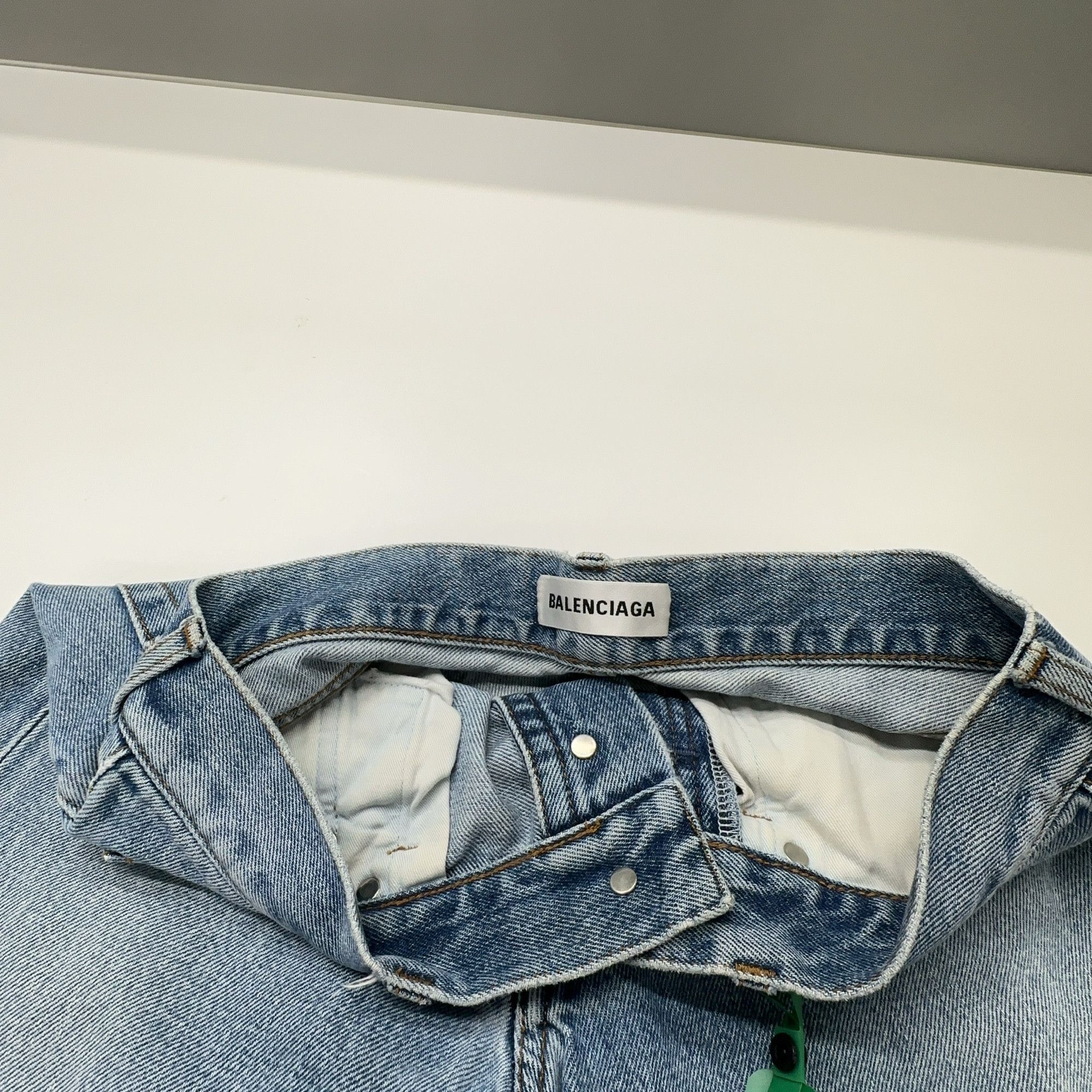 Balenciaga Balenciaga Washed Denim Jeans Size 26 Size 26" / US 2 / IT 38 - 6 Thumbnail