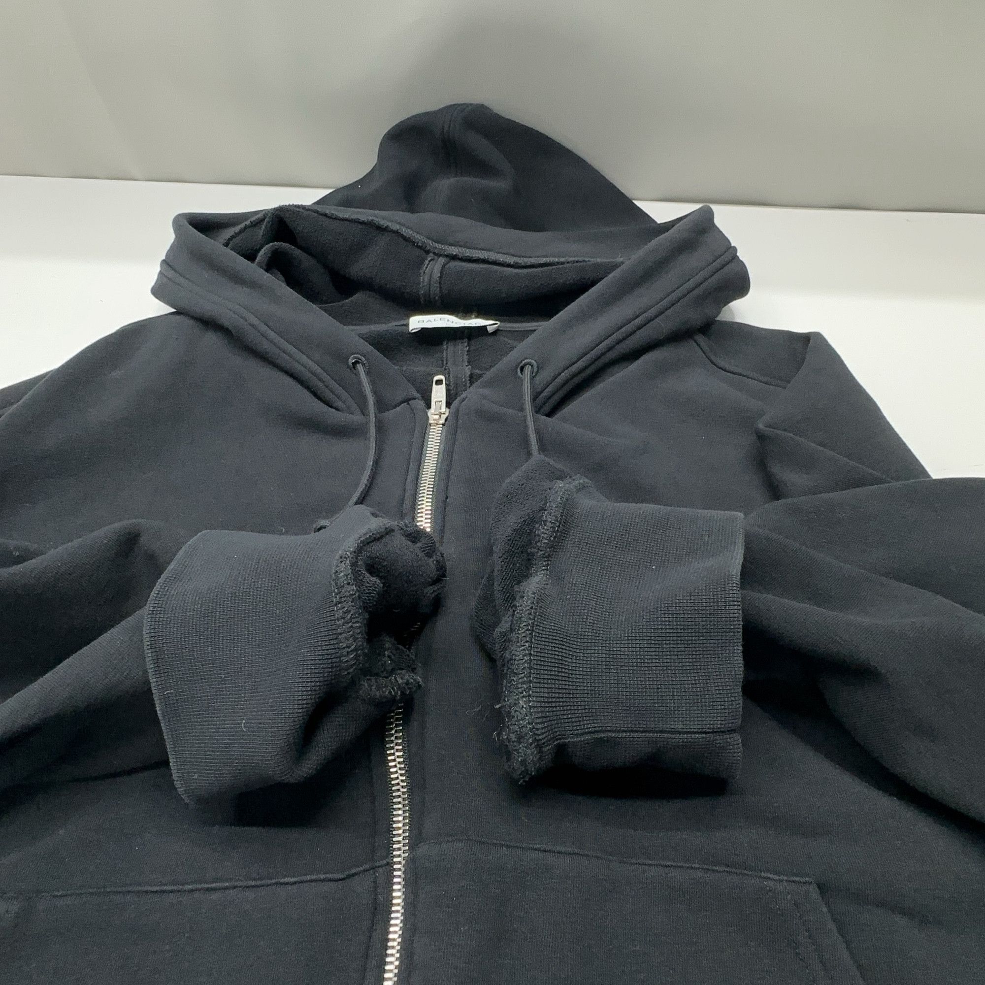 Balenciaga Balenciaga Logo Zip Hoodie Size M Size US M / EU 48-50 / 2 - 9 Thumbnail