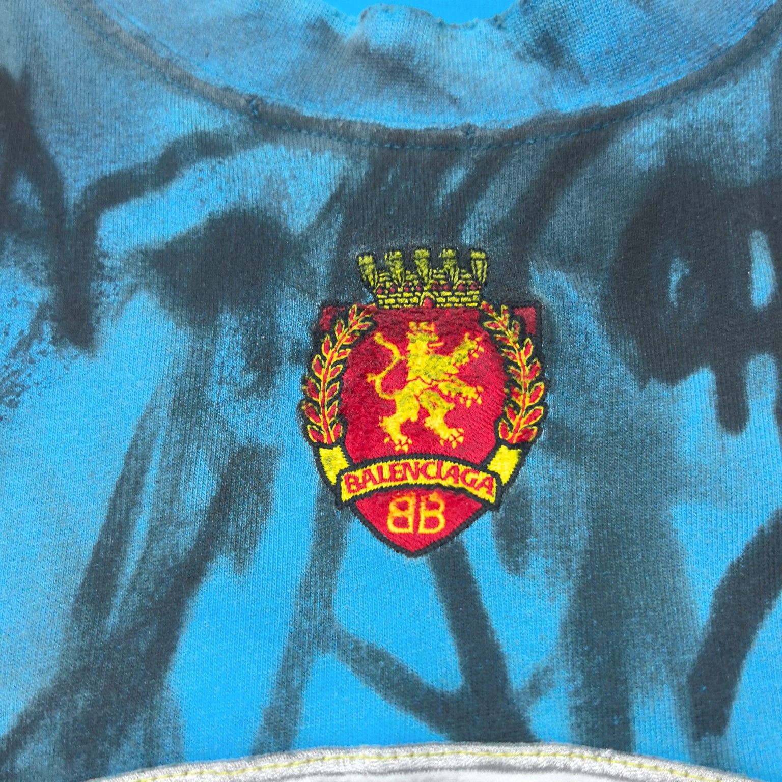Balenciaga Balenciaga Graffiti Print T-Shirt Size 4 Size US XL / EU 56 / 4 - 4 Thumbnail