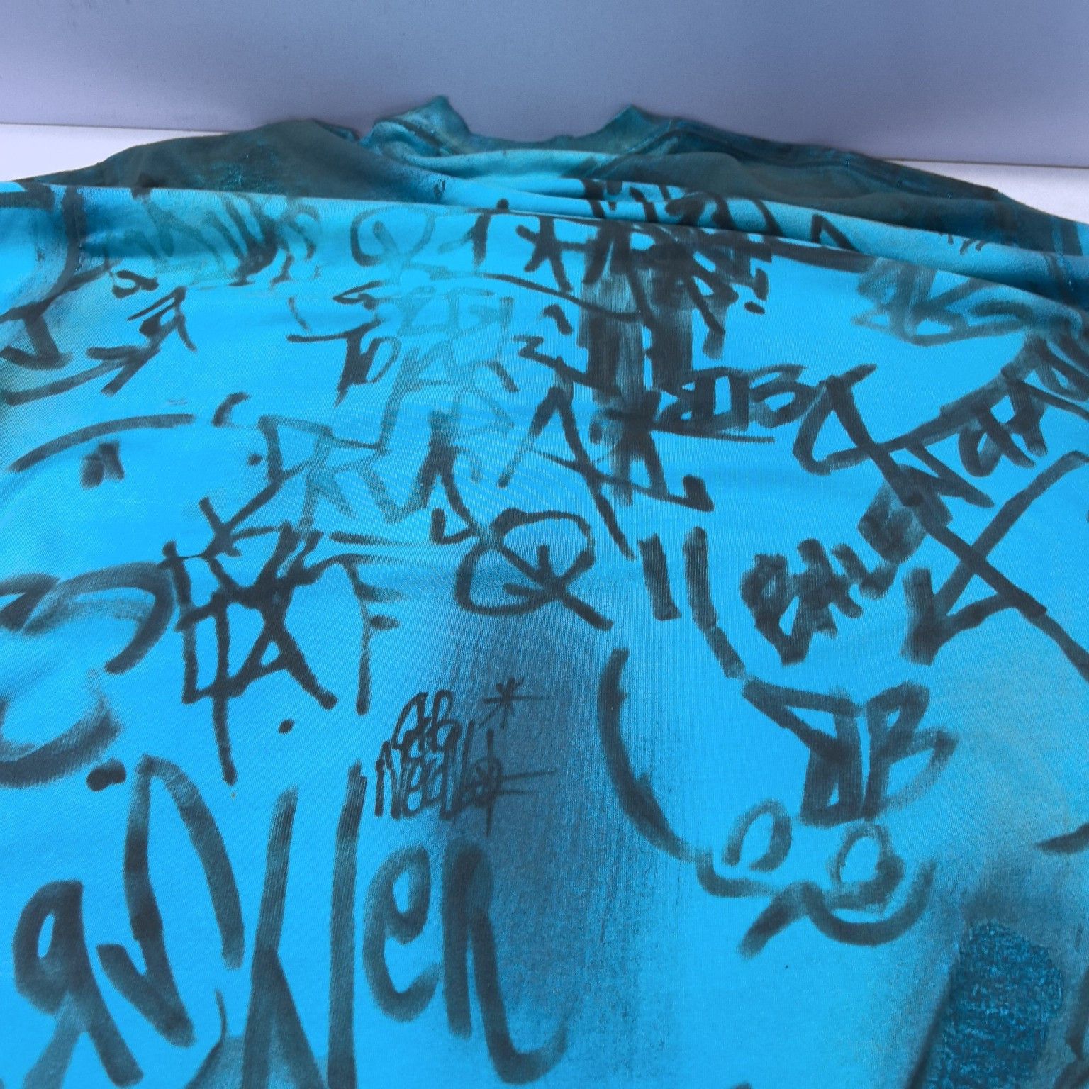 Balenciaga Balenciaga Graffiti Print T-Shirt Size 4 Size US XL / EU 56 / 4 - 16 Thumbnail