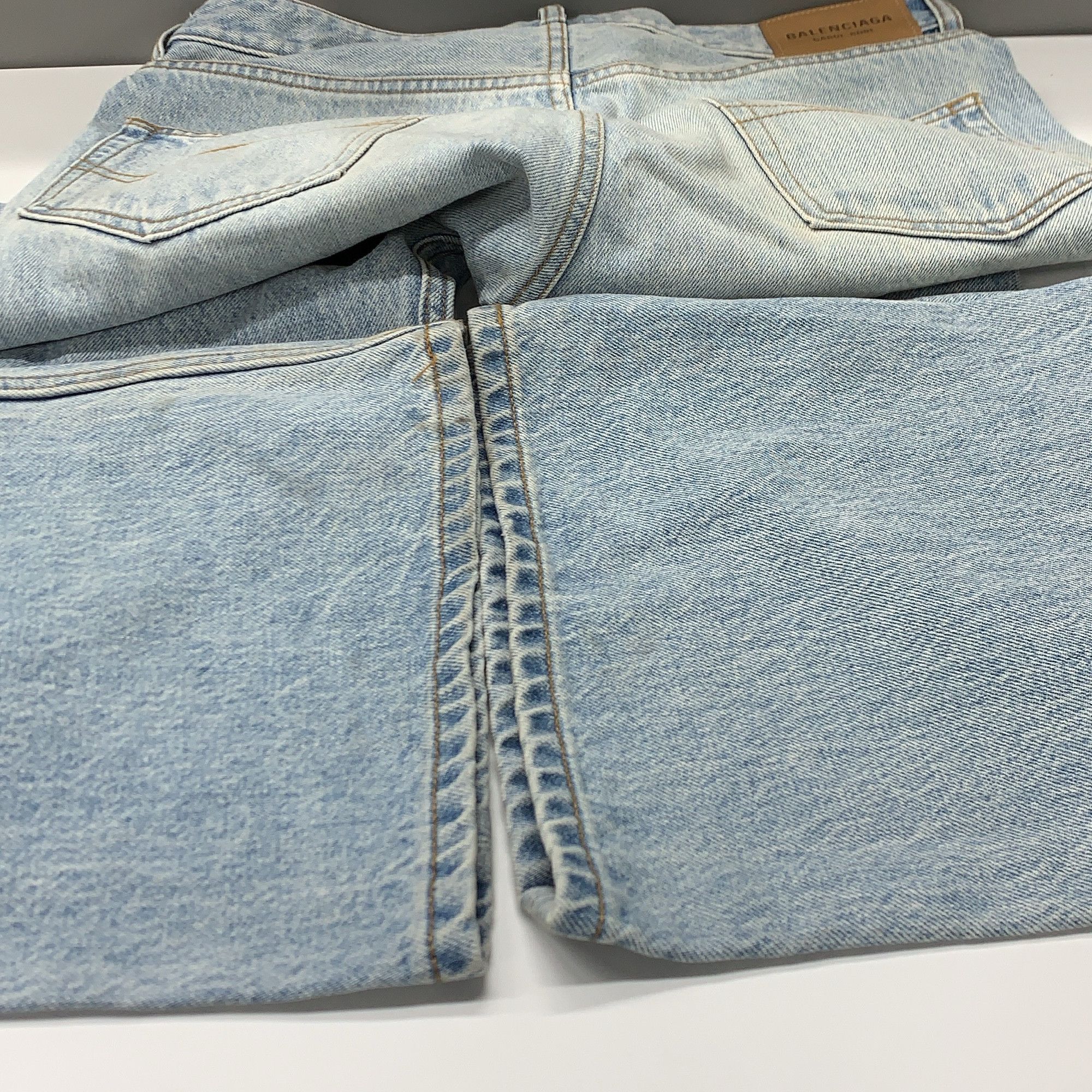 Balenciaga Balenciaga Washed Denim Jeans Size 26 Size 26" / US 2 / IT 38 - 8 Thumbnail