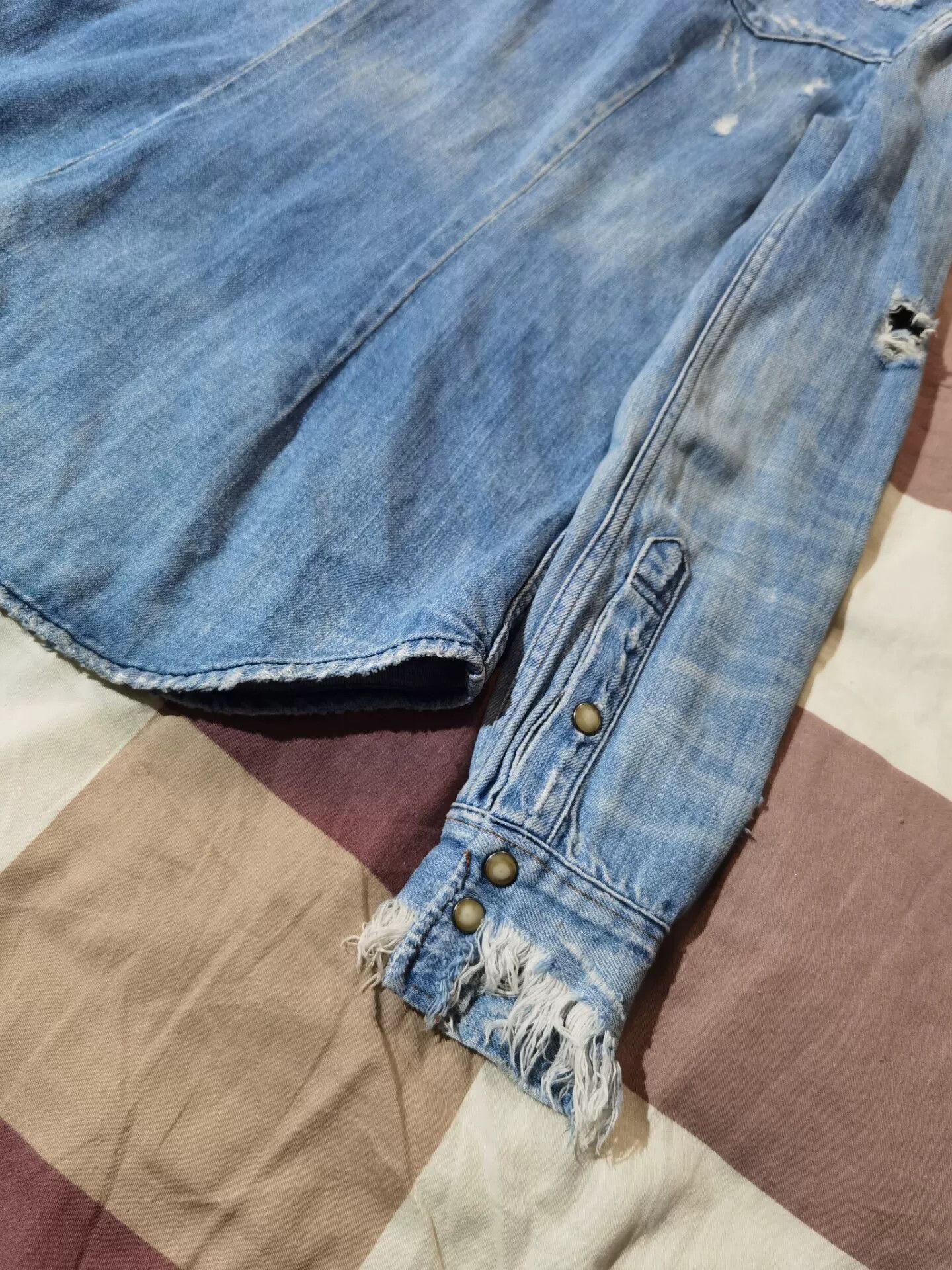 RRL Ralph Lauren Ralph Lauren Heavily Distressed Denim Shirt Size M / US 6-8 / IT 42-44 - 7 Thumbnail