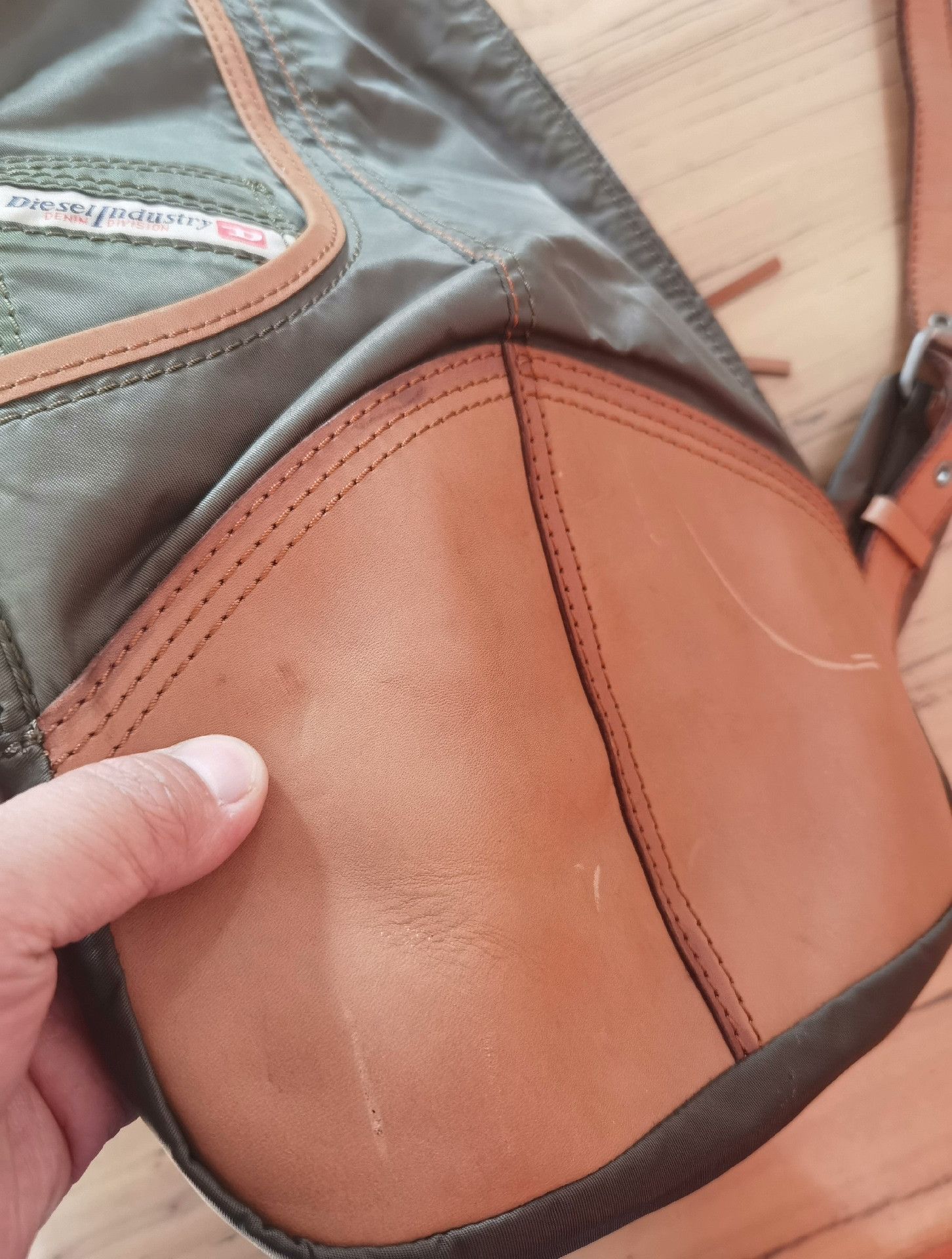 RRL Ralph Lauren Diesel Military Green Leather Chest Bag Size ONE SIZE - 3 Thumbnail