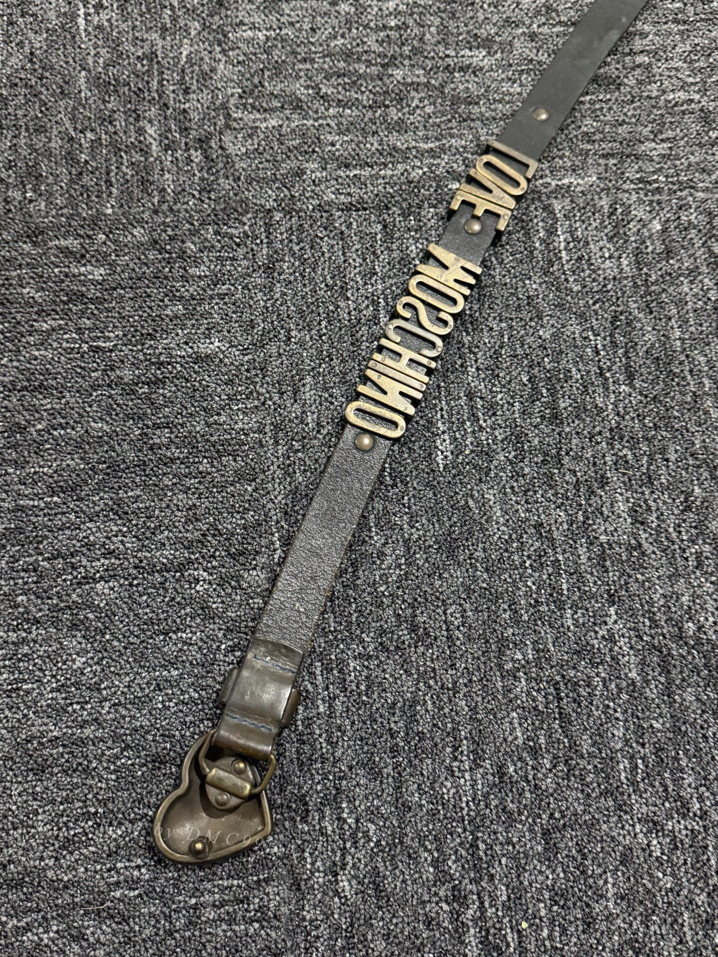 Moschino Moschino Vintage Bronze Heart Slogan Belt Size ONE SIZE - 3 Thumbnail