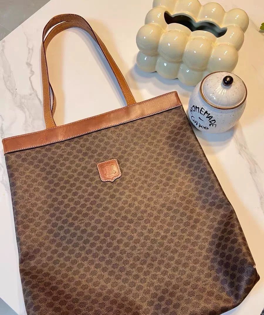 Celine Celine Vintage Large Tote Bag Size ONE SIZE - 4 Thumbnail