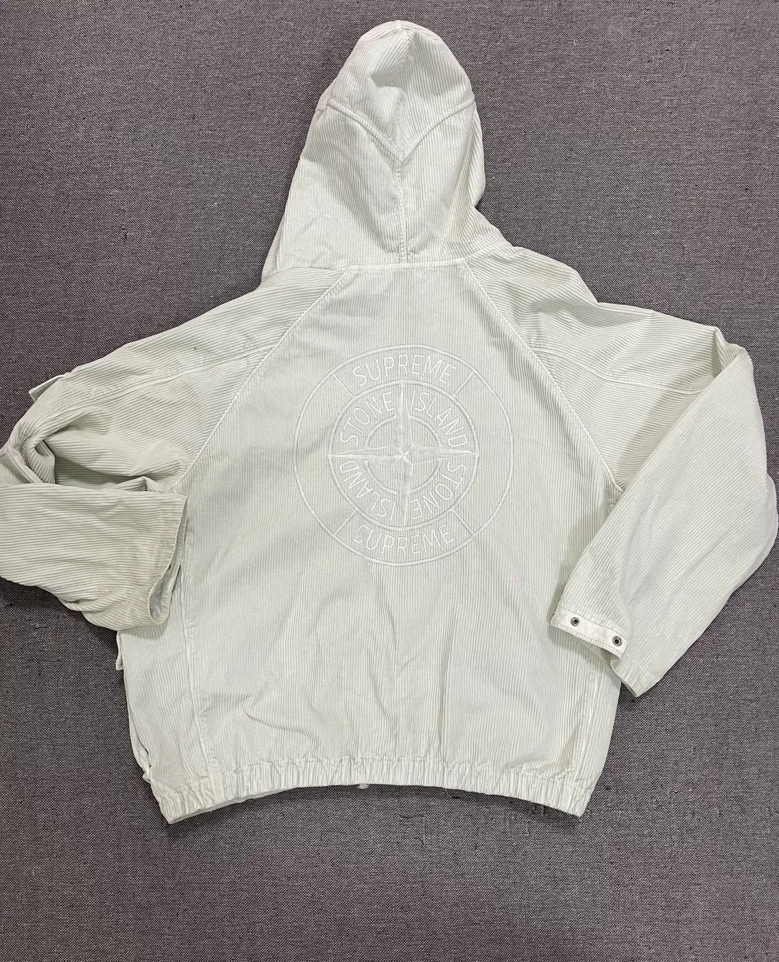 Stone Island Supreme x Stone Island Corduroy Jacket Size US XL / EU 56 / 4 - 2 Thumbnail