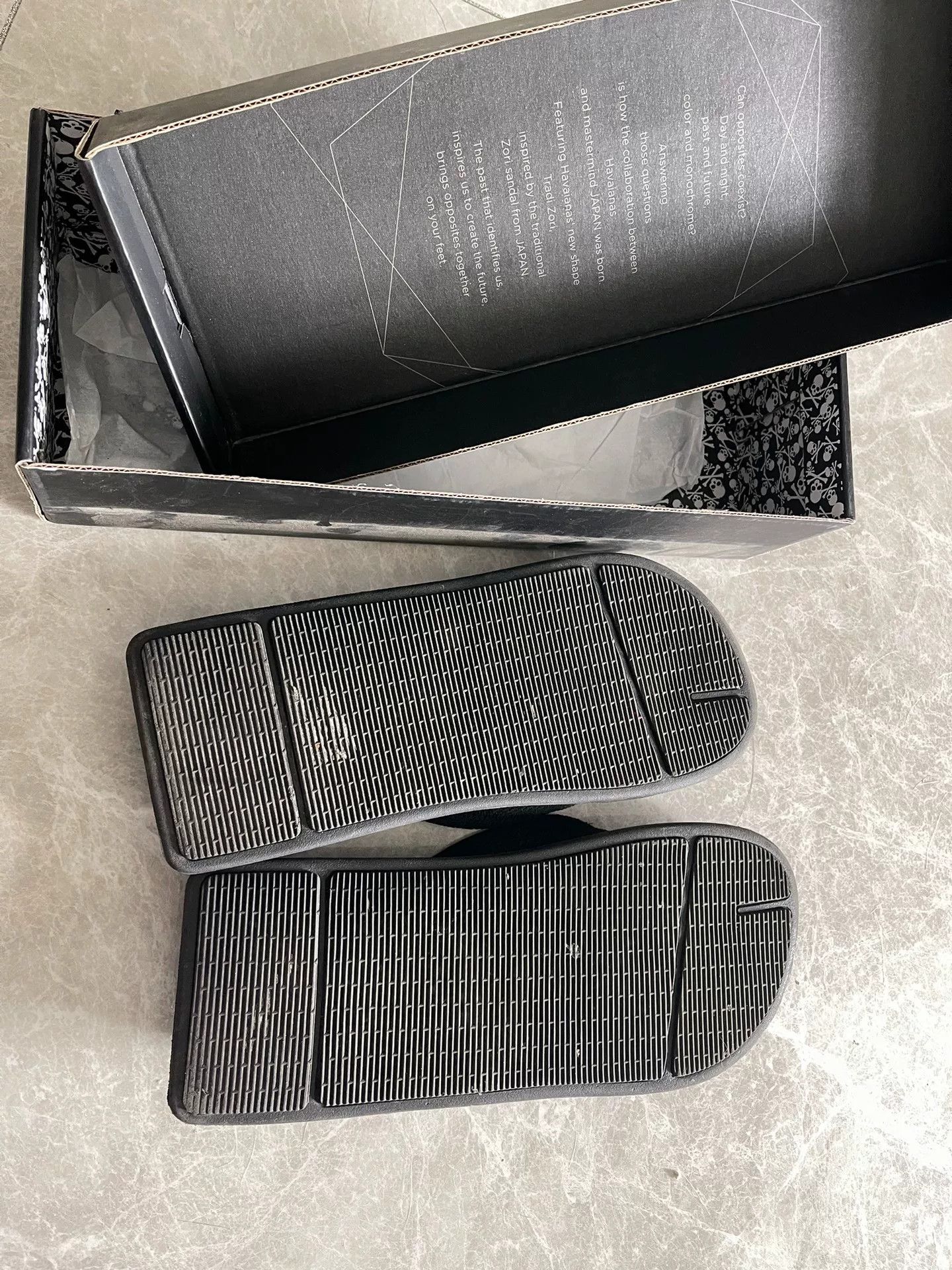 Mastermind Japan Mastermind Japan x Havaianas 20S Clog Sandals Size US 10 / EU 43 - 3 Thumbnail