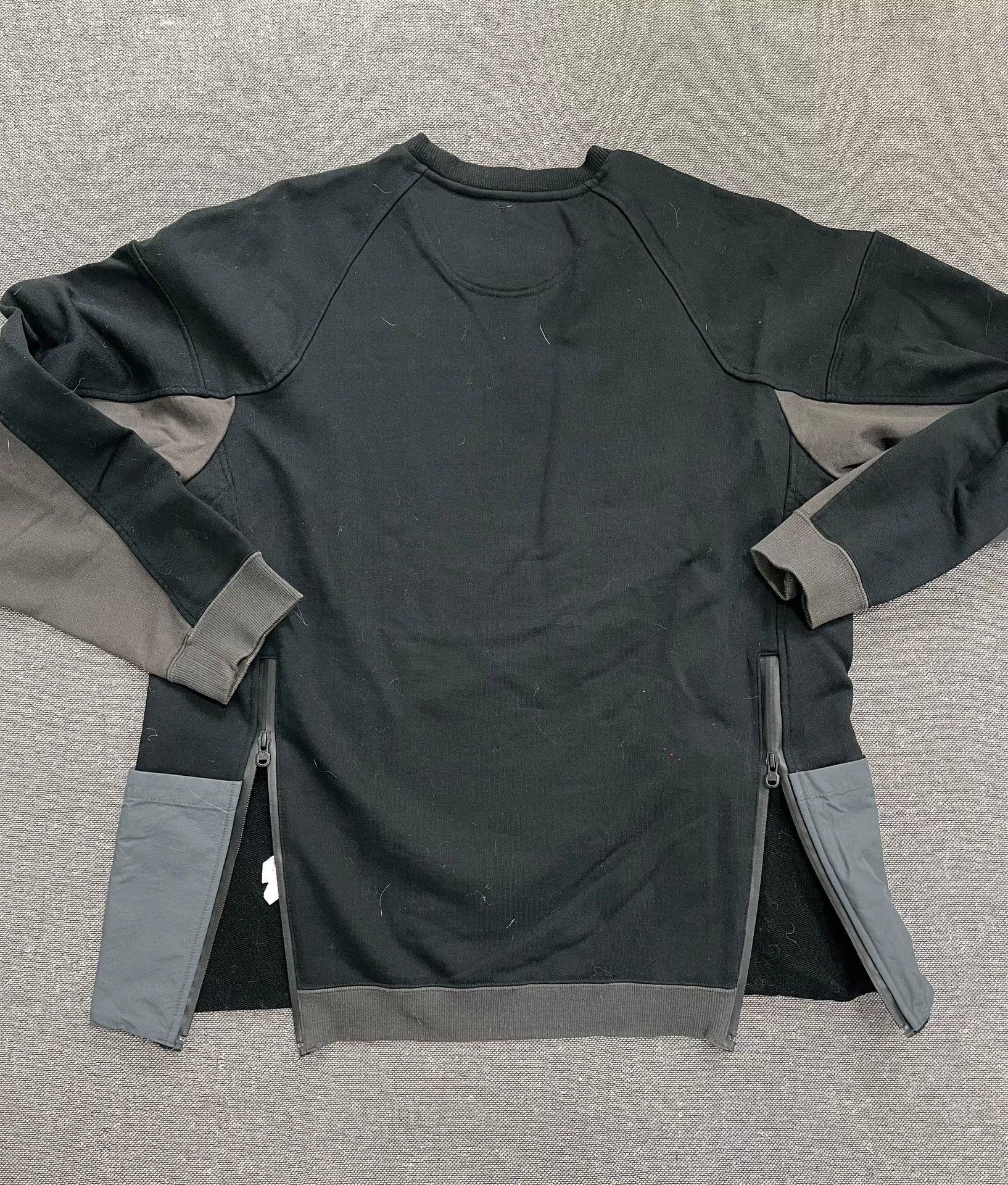White Mountaineering White Mountaineering Contrasted Sweatshirt Size US L / EU 52-54 / 3 - 2 Thumbnail