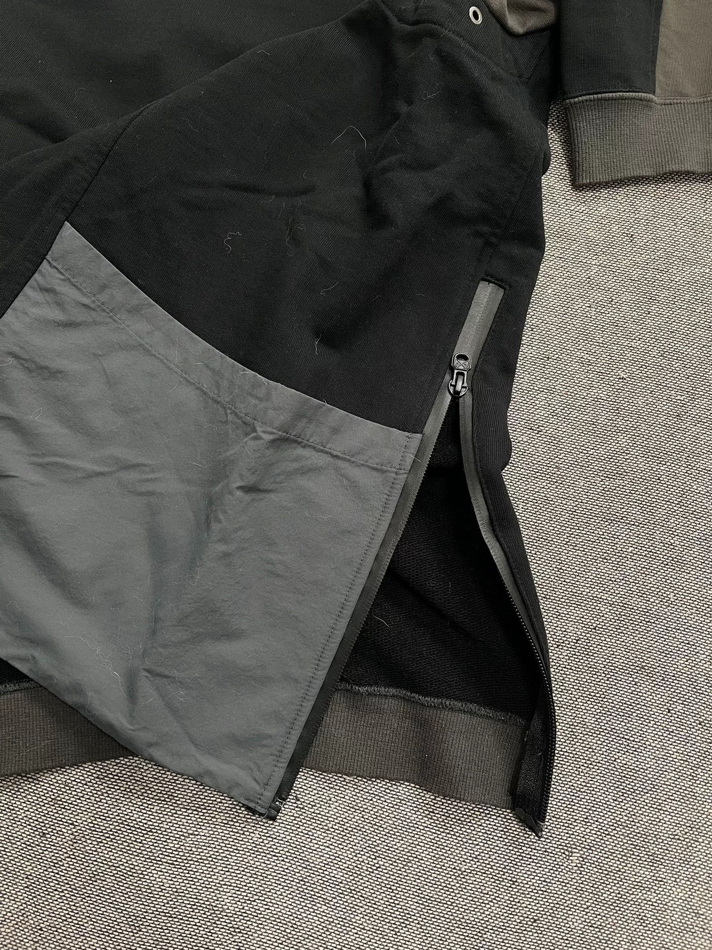 White Mountaineering White Mountaineering Contrasted Sweatshirt Size US L / EU 52-54 / 3 - 3 Thumbnail