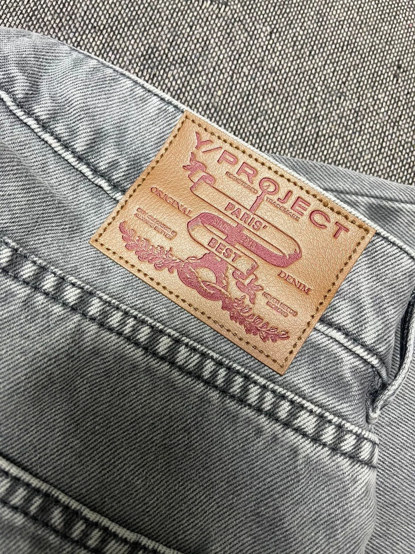 DEN IM by SIKI IM Y/Project Distressed Embroidered Jeans Size US 34 / EU 50 - 4 Thumbnail