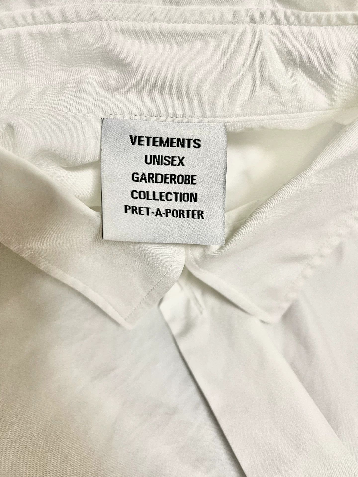 Vetements Vetements White Embroidered Logo Long Sleeve Shirt Size US S / EU 44-46 / 1 - 6 Thumbnail