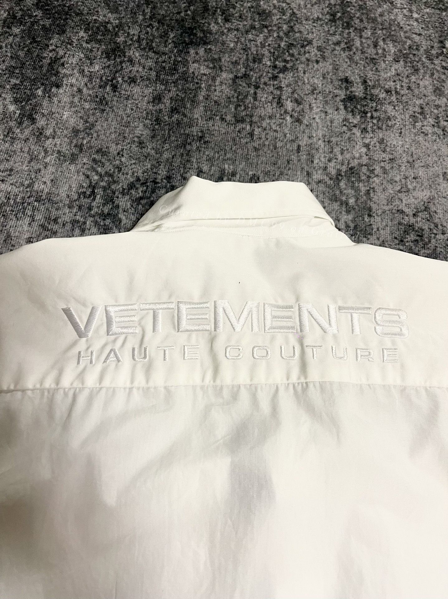 Vetements Vetements White Embroidered Logo Long Sleeve Shirt Size US S / EU 44-46 / 1 - 3 Thumbnail