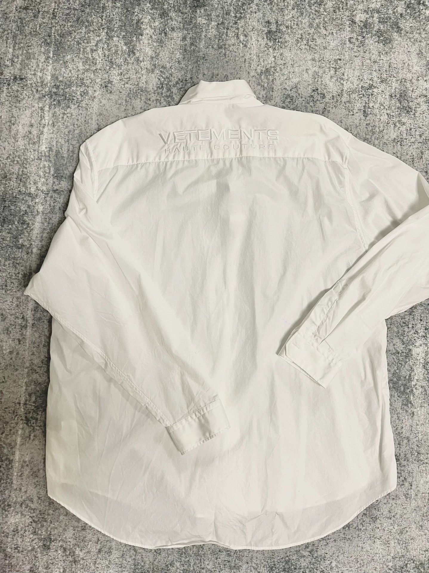 Vetements Vetements White Embroidered Logo Long Sleeve Shirt Size US S / EU 44-46 / 1 - 2 Thumbnail