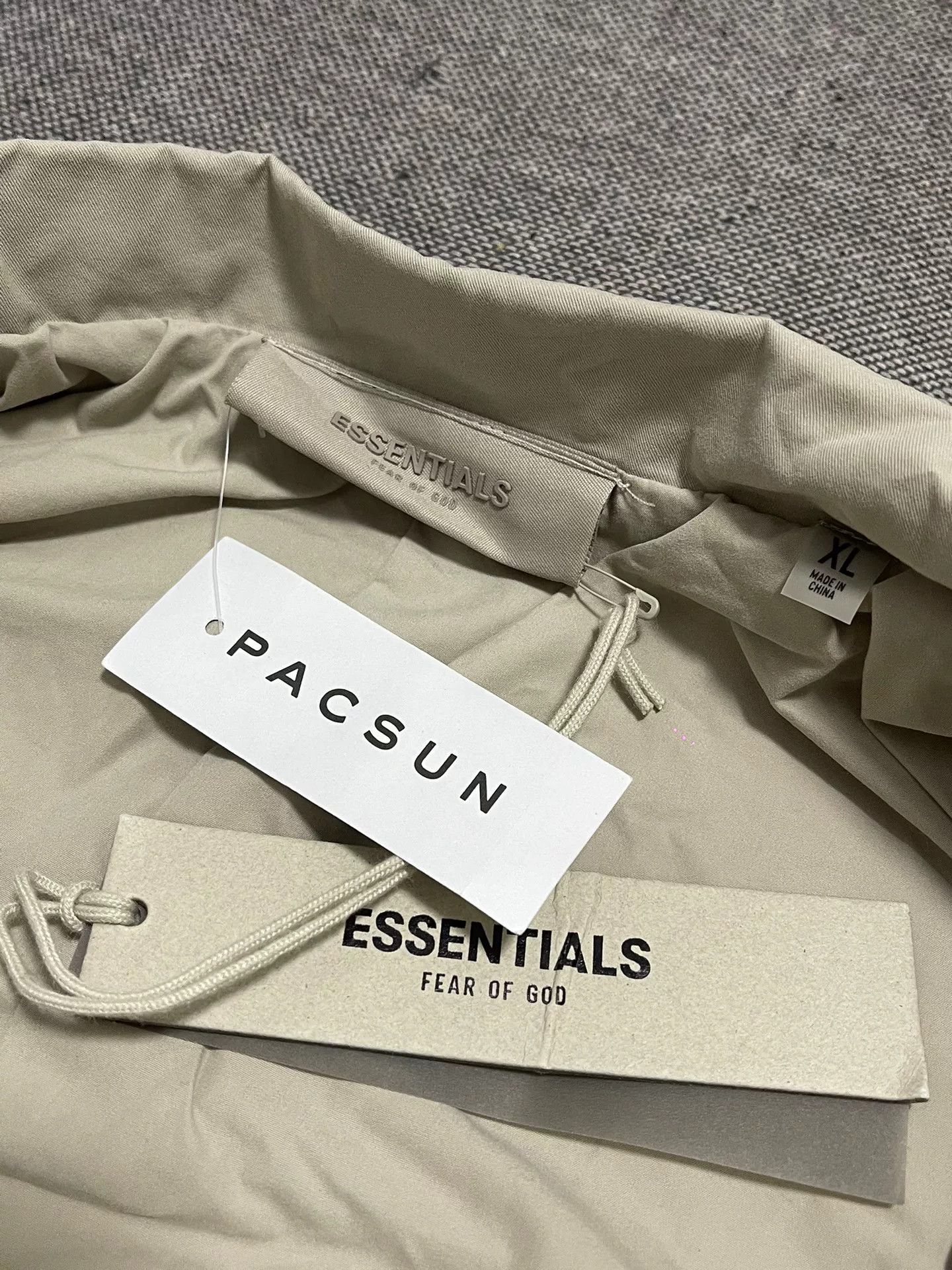 Fear of God Fear of God Essentials FW22 Long Coat Size US XL / EU 56 / 4 - 4 Thumbnail