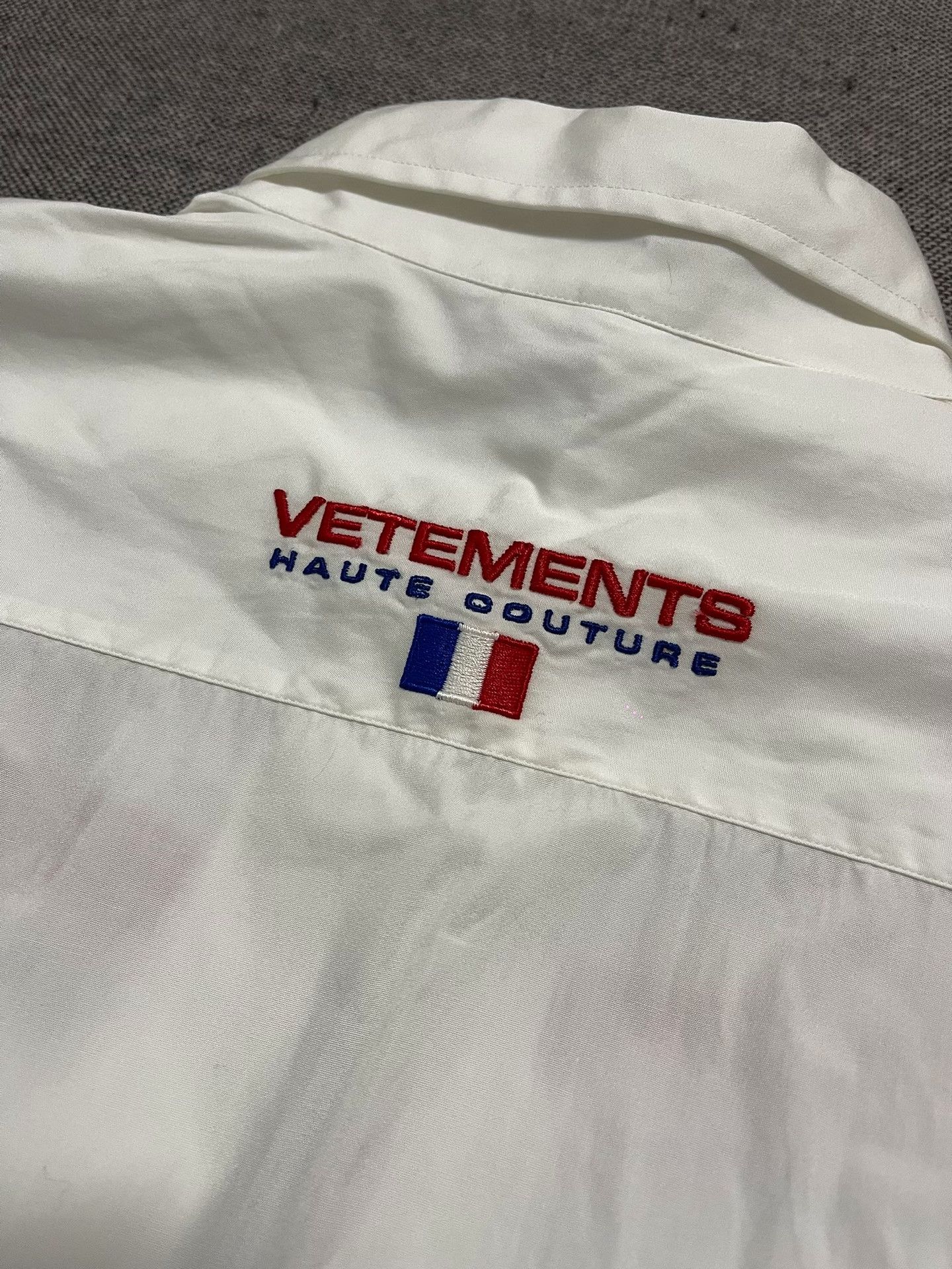 Vetements Vetements Embroidered Logo White Shirt Size US L / EU 52-54 / 3 - 3 Thumbnail