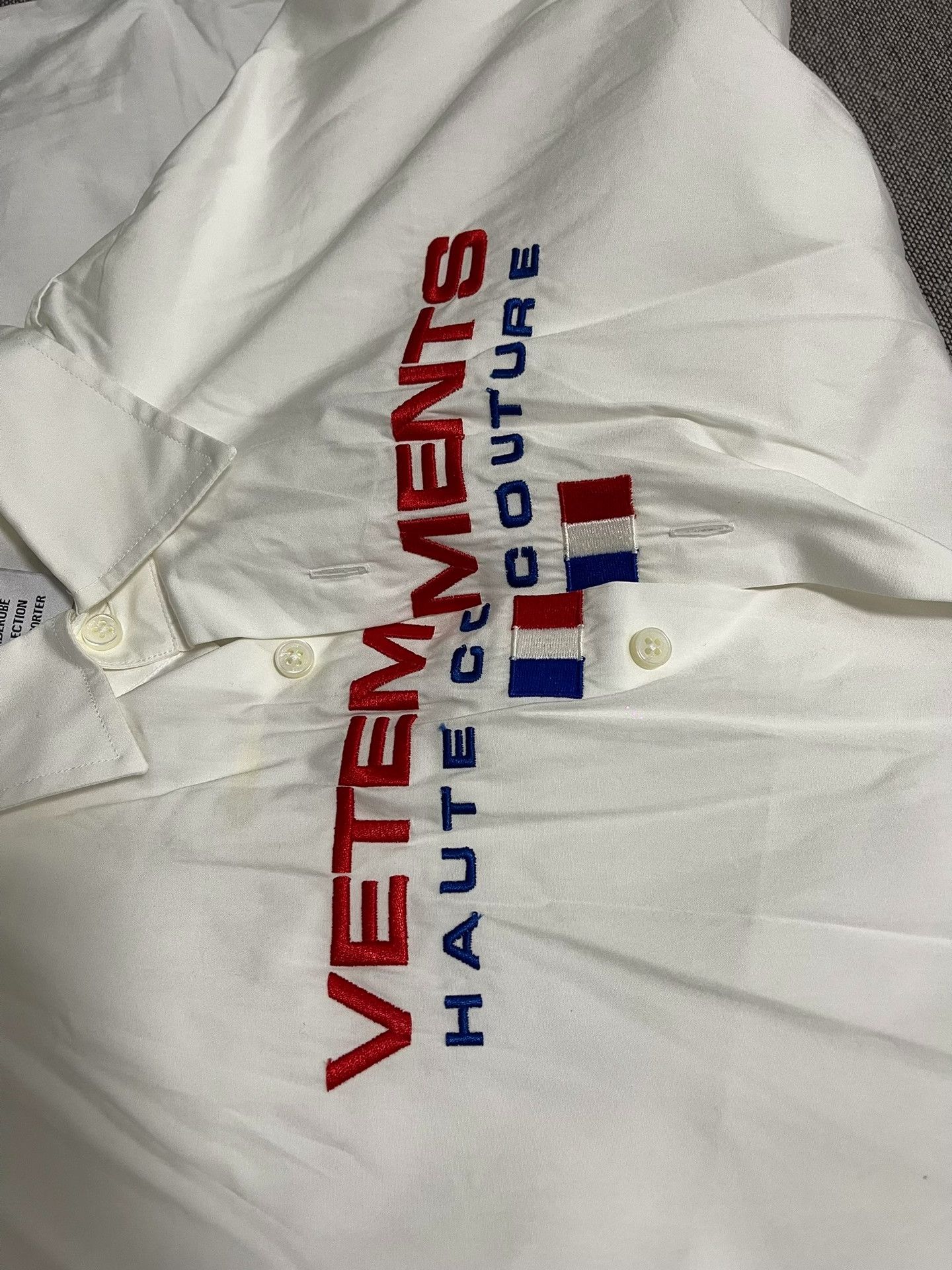 Vetements Vetements Embroidered Logo White Shirt Size US L / EU 52-54 / 3 - 6 Thumbnail