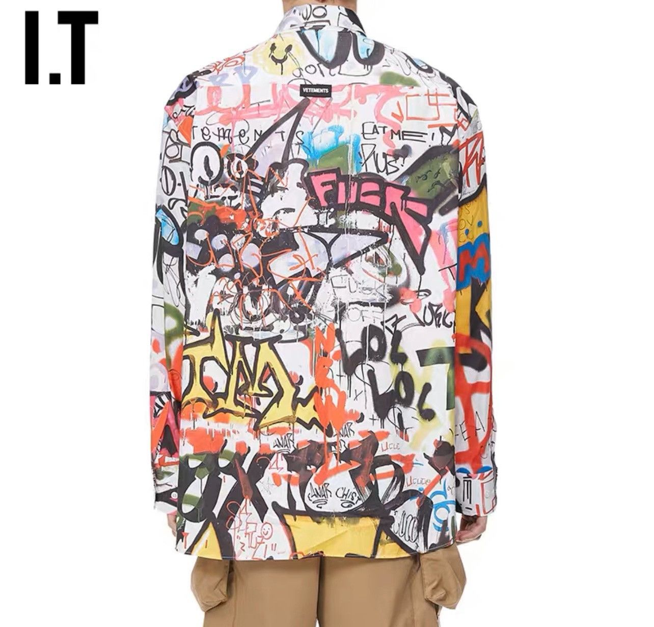 Vetements VETEMENTS Graffiti Oversize Shirt Size US L / EU 52-54 / 3 - 9 Thumbnail