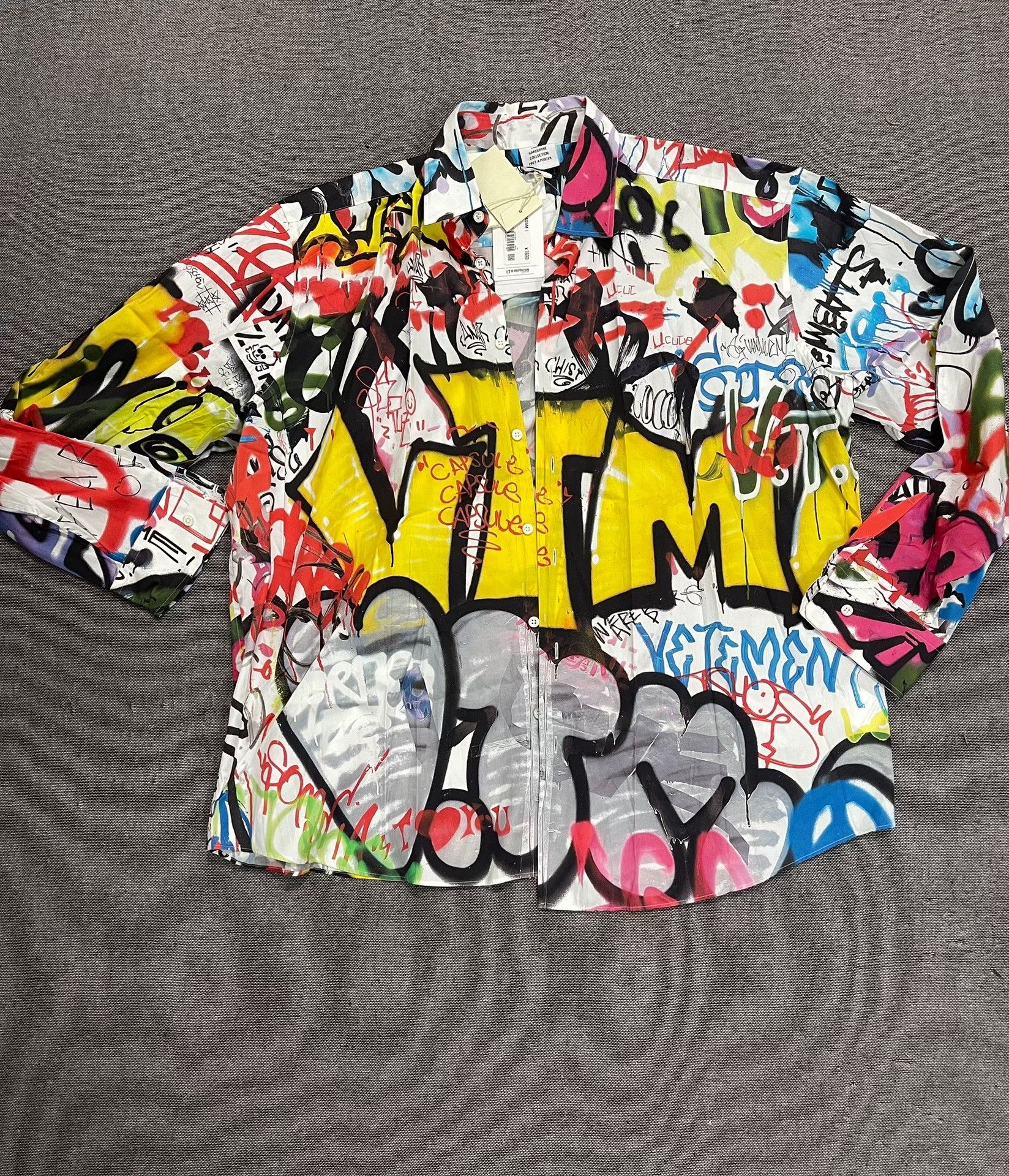 Vetements VETEMENTS Graffiti Oversize Shirt Size US L / EU 52-54 / 3 - 3 Thumbnail