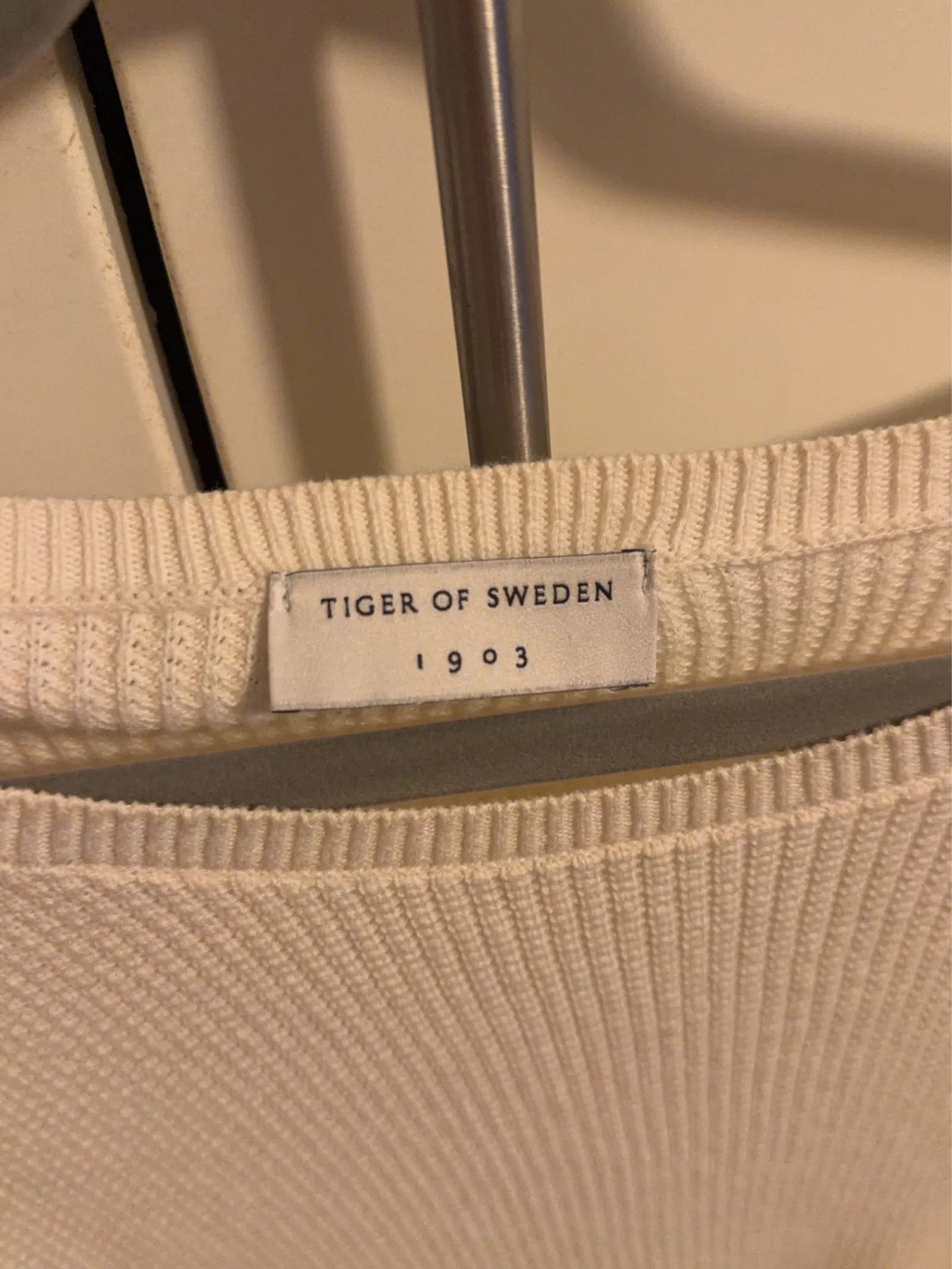 Tiger of Sweden Tiger of Sweden T70504002 Cardigan Size US L / EU 52-54 / 3 - 2 Thumbnail