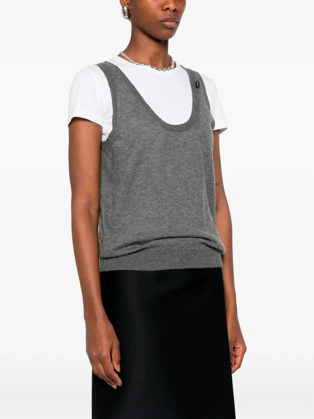 Prada Cashmere V Neck Size M / US 6-8 / IT 42-44 - 3 Thumbnail