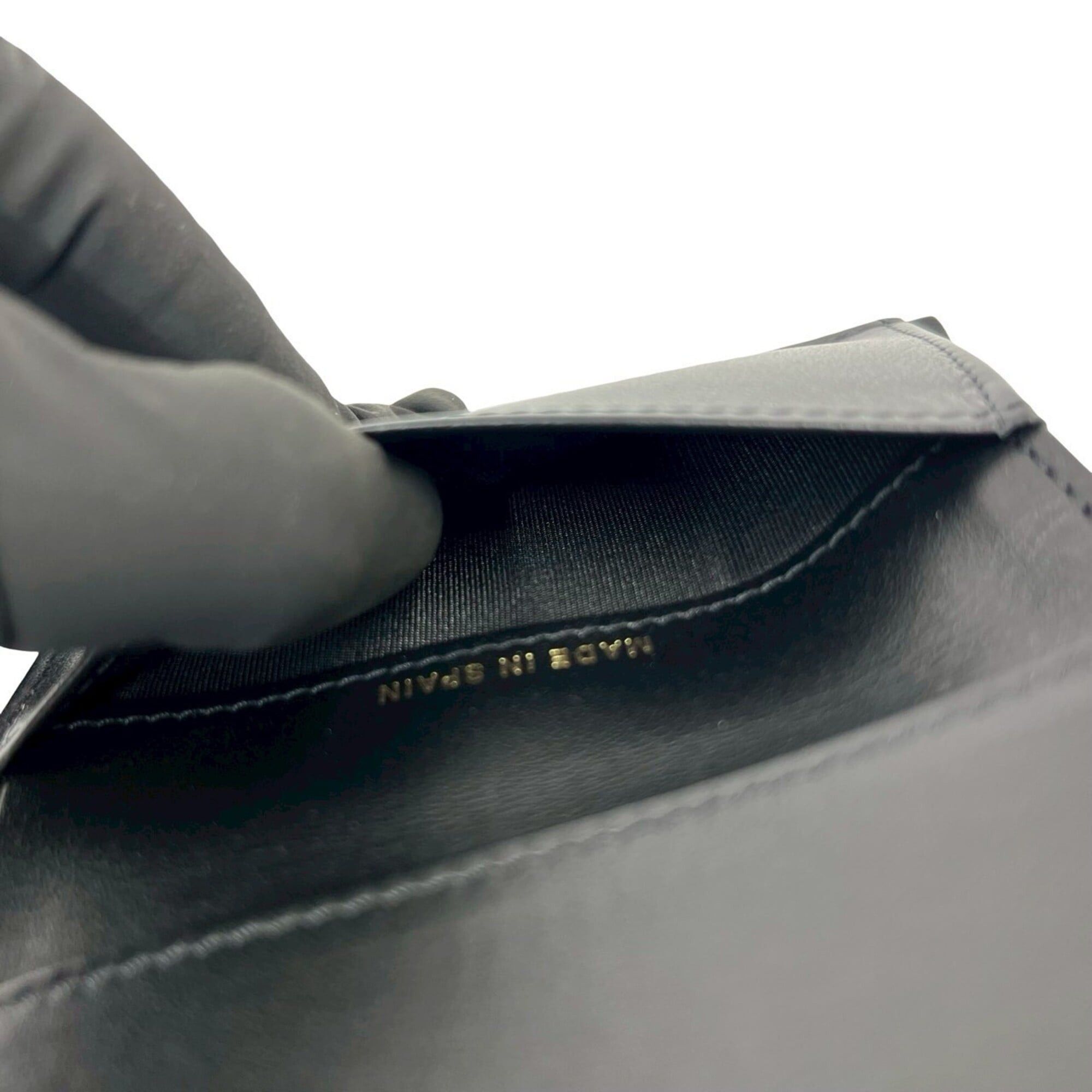 Chanel CHANEL Boy Chanel Coco Mark Caviar Skin Tri-fold Wallet Black 54611 Size ONE SIZE - 9 Thumbnail