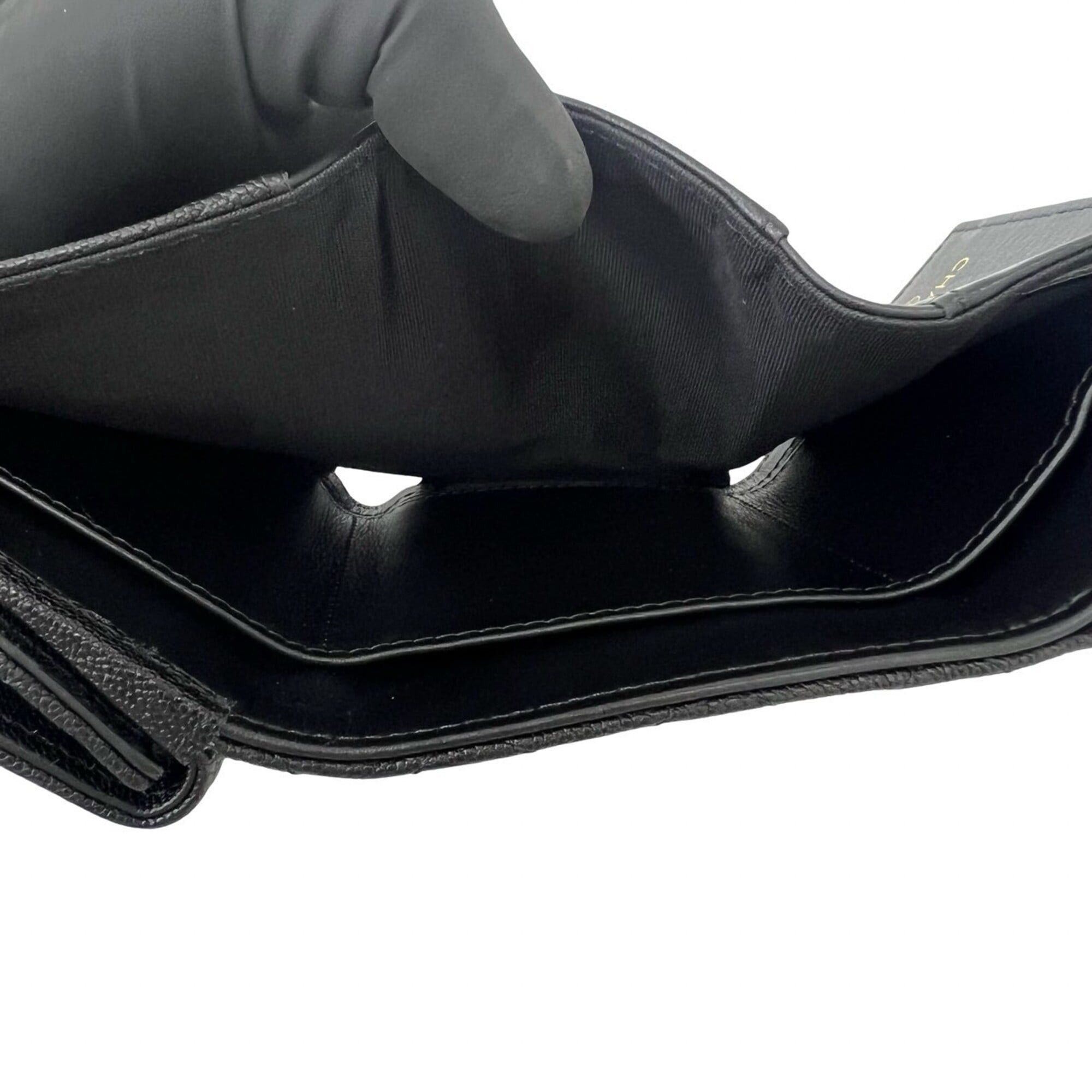 Chanel CHANEL Boy Chanel Coco Mark Caviar Skin Tri-fold Wallet Black 54611 Size ONE SIZE - 8 Thumbnail