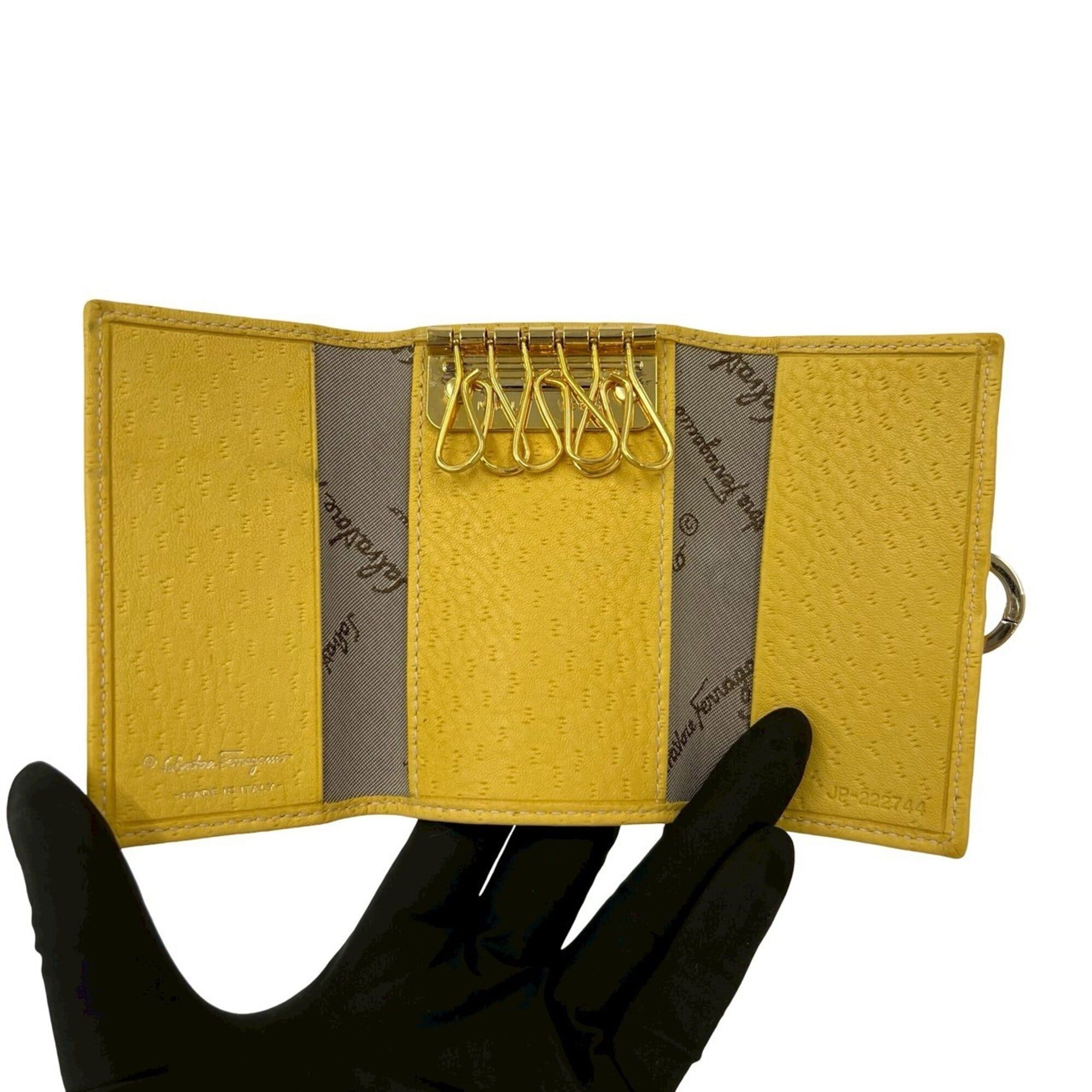 Salvatore Ferragamo Salvatore Ferragamo Gancini hardware leather tri-fold accessory/key case, 6-ring, yellow, 11007 Size ONE SIZE - 7 Thumbnail