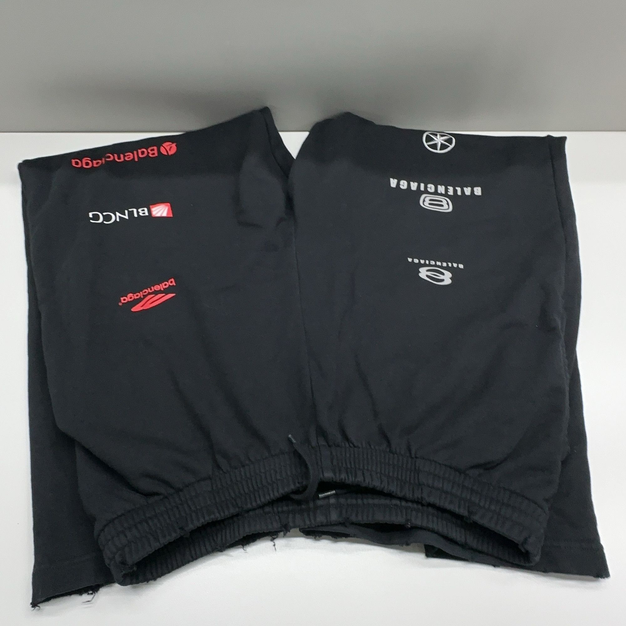 Balenciaga Balenciaga Logo Print Sweatpants Size S Size US 30 / EU 46 - 7 Thumbnail