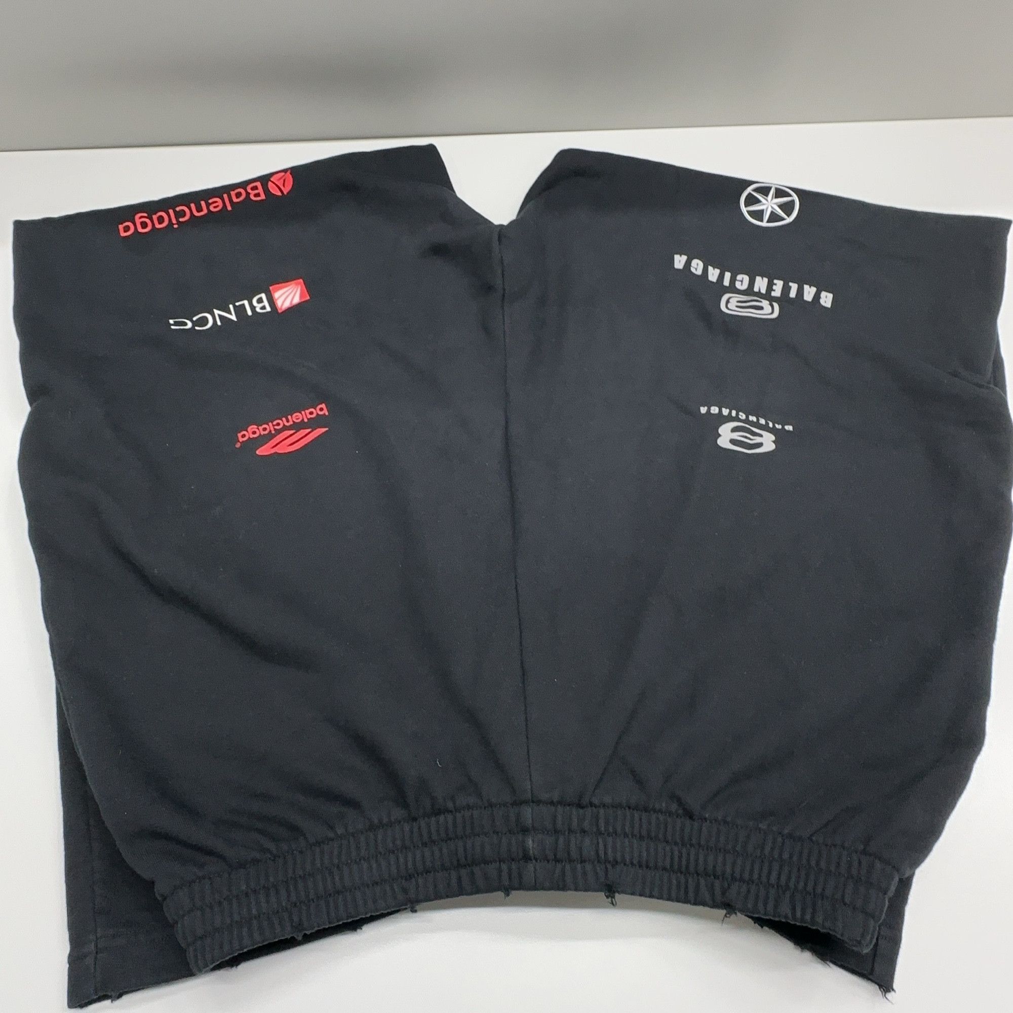 Balenciaga Balenciaga Logo Print Sweatpants Size S Size US 30 / EU 46 - 9 Thumbnail