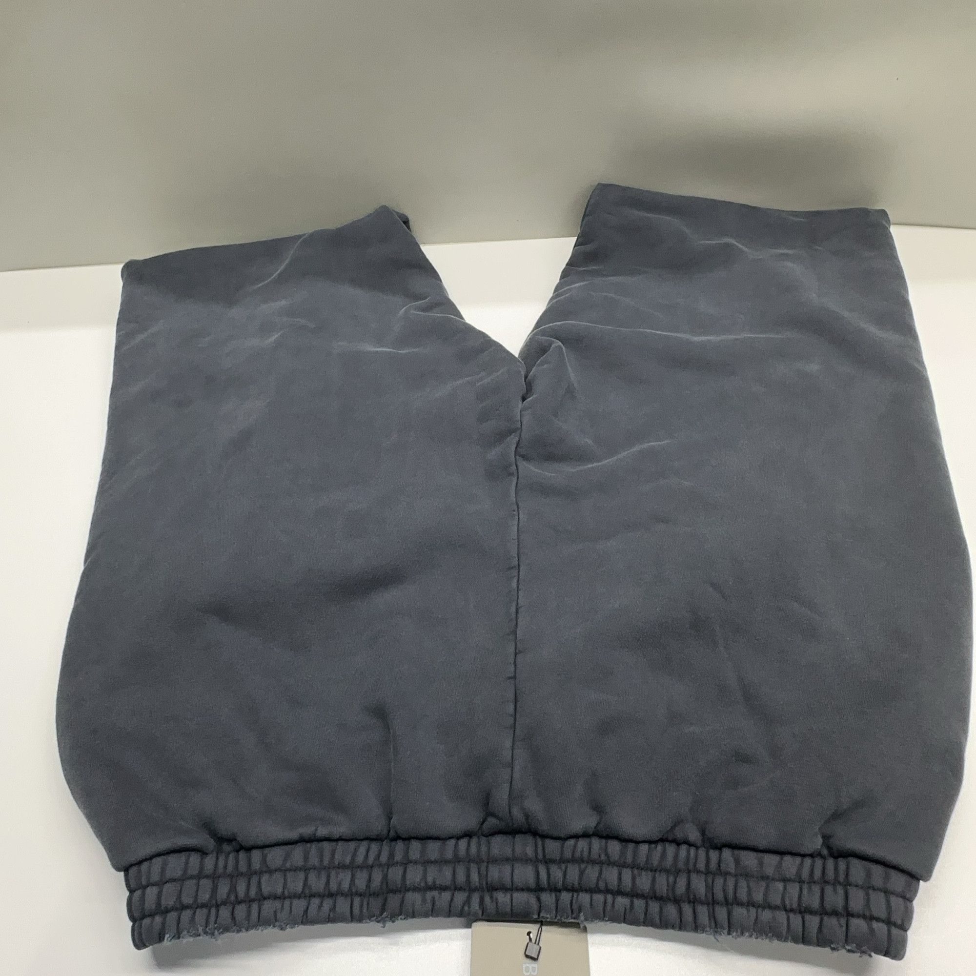 Balenciaga Balenciaga Logo Tape Sweatpants Size S Size US 30 / EU 46 - 11 Thumbnail