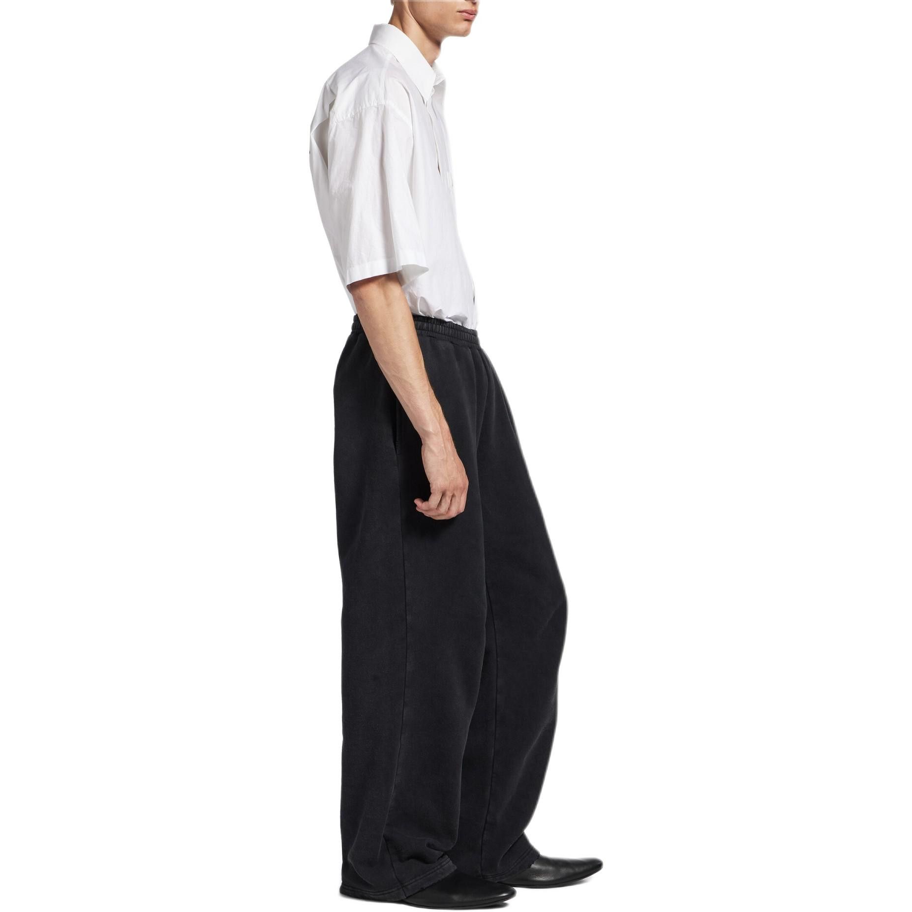 Balenciaga Balenciaga Logo Tape Sweatpants Size S Size US 30 / EU 46 - 15 Thumbnail