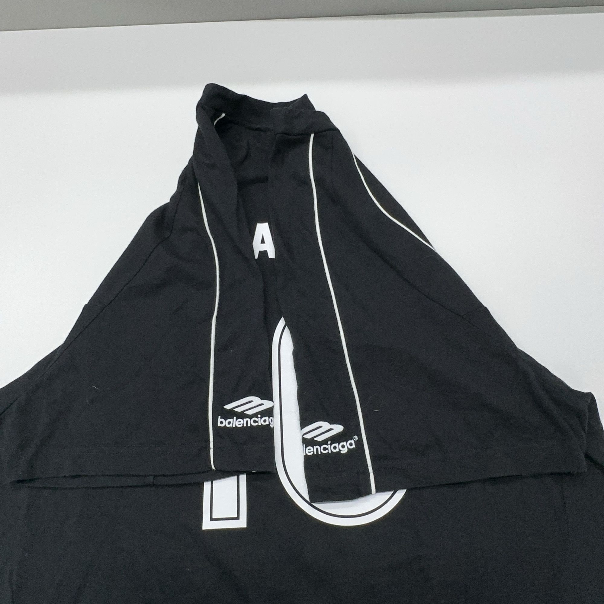 Balenciaga Balenciaga Paris 10 Jersey T-Shirt Size S Size US S / EU 44-46 / 1 - 11 Thumbnail