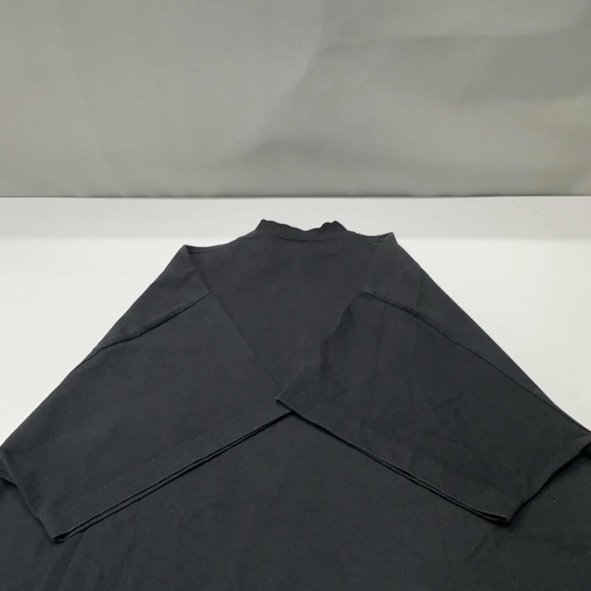 Balenciaga Balenciaga Embroidered Logo T-Shirt Size L Size US L / EU 52-54 / 3 - 13 Thumbnail