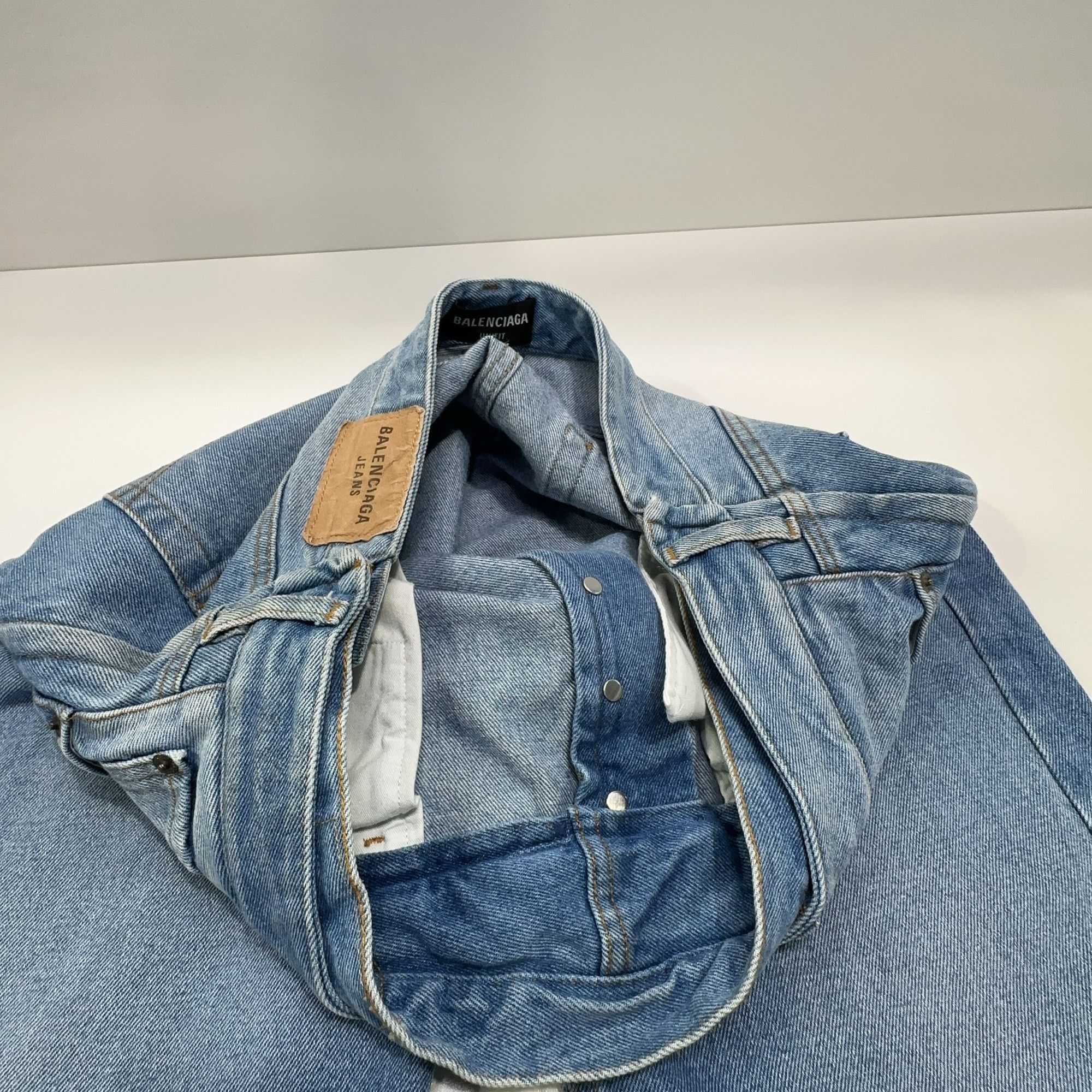 Balenciaga Balenciaga Blue Denim Jeans Size 32 Size US 32 / EU 48 - 3 Thumbnail