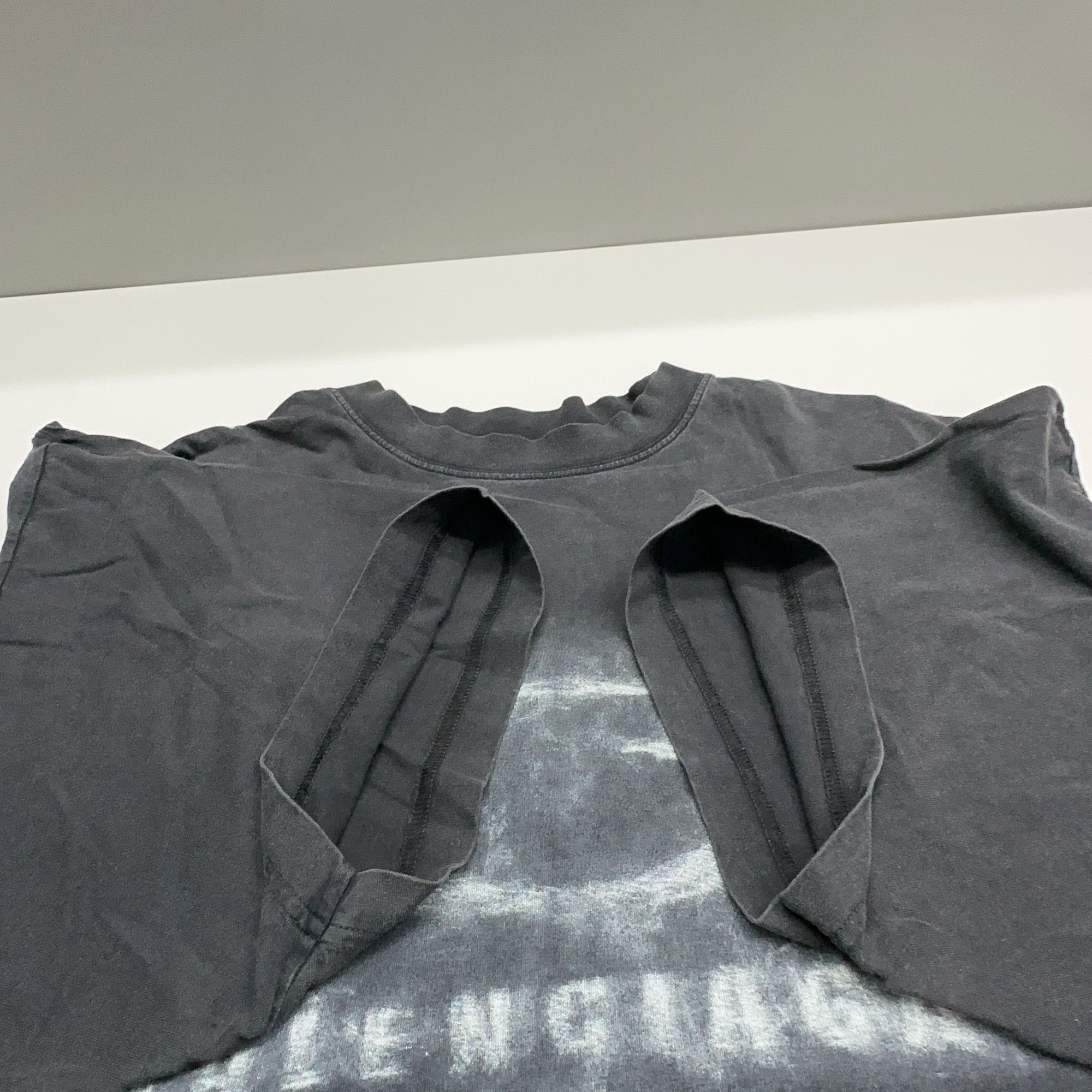 Balenciaga Balenciaga Logo Print T-Shirt Size S Size US S / EU 44-46 / 1 - 9 Thumbnail