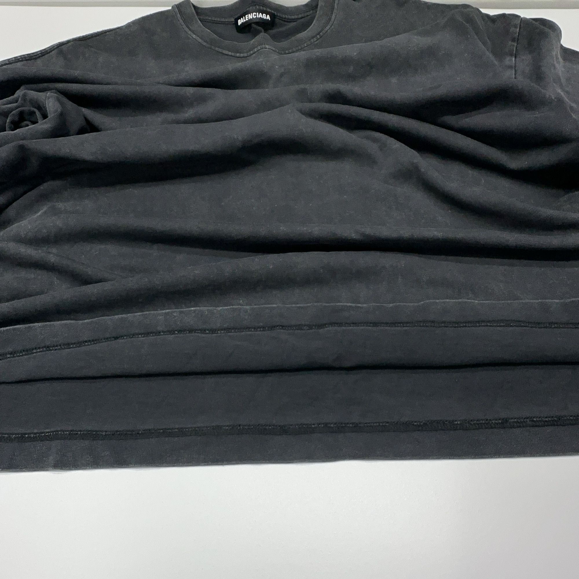 Balenciaga Balenciaga Logo Collar T-Shirt Size M Size US M / EU 48-50 / 2 - 6 Thumbnail