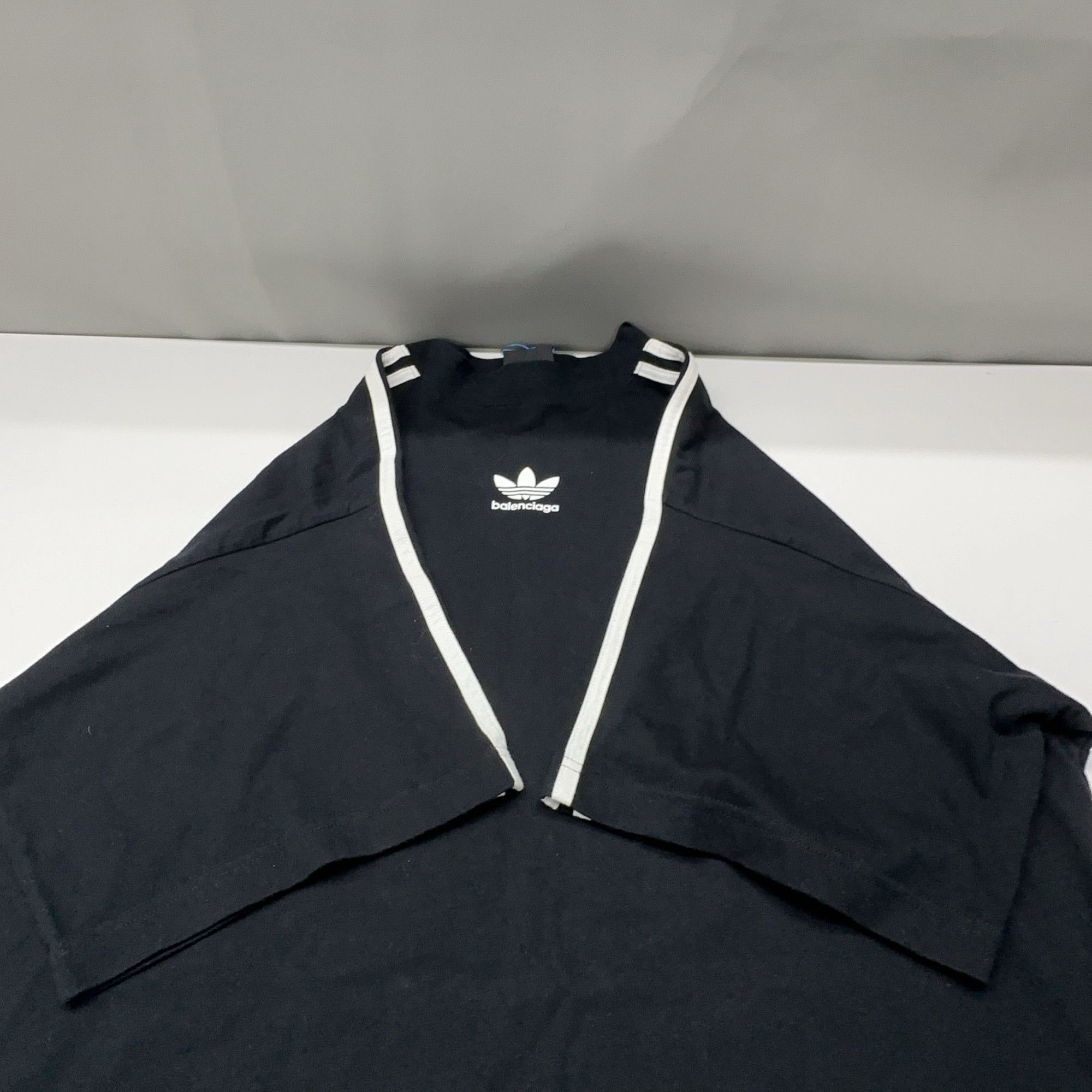 Balenciaga Balenciaga x Adidas Trefoil T-Shirt Size L Size US L / EU 52-54 / 3 - 9 Thumbnail
