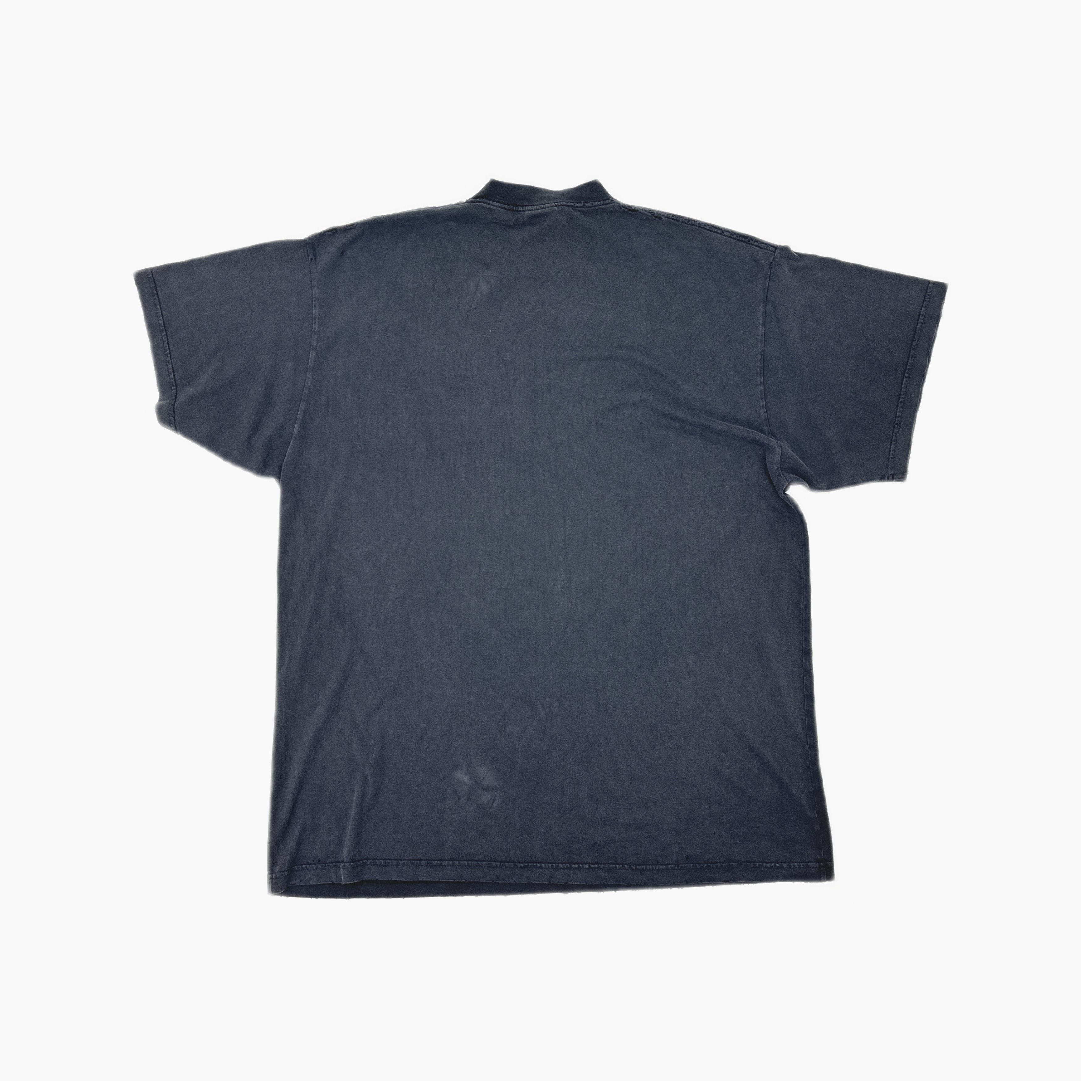Balenciaga Balenciaga Distressed Logo T-Shirt Size L Size US L / EU 52-54 / 3 - 2 Thumbnail