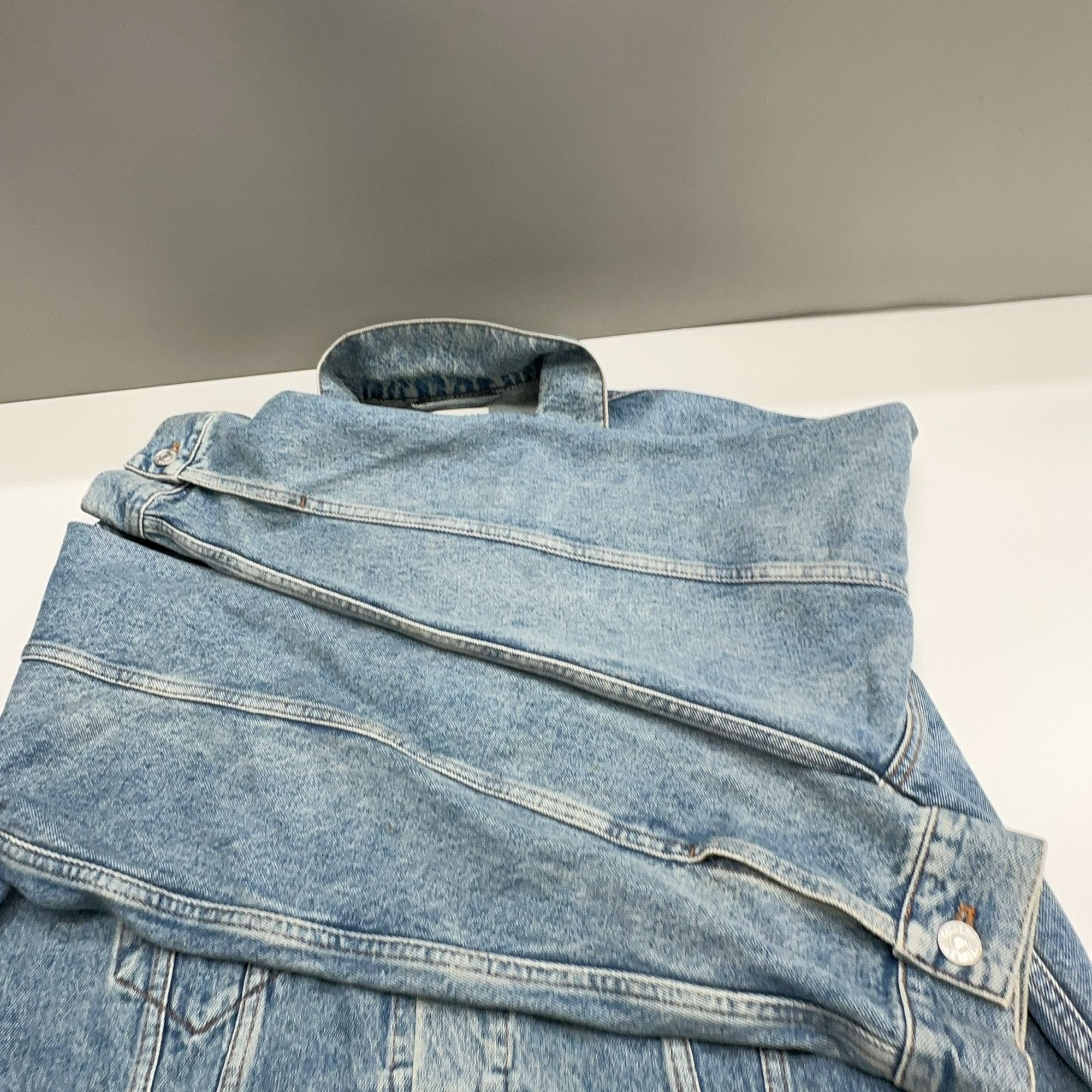 Balenciaga Balenciaga Back Logo Denim Jacket Size 36 Size XS / US 0-2 / IT 36-38 - 11 Thumbnail