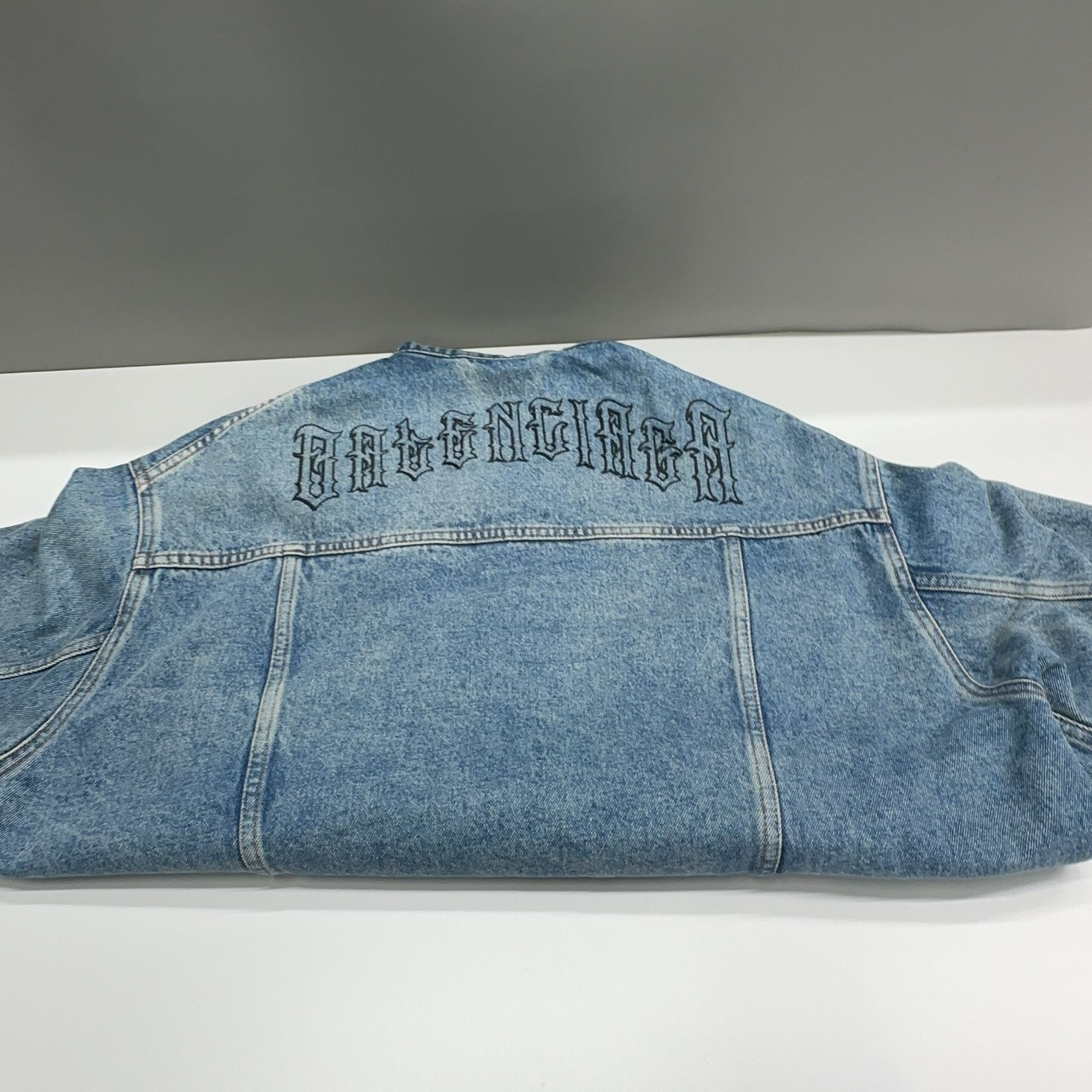 Balenciaga Balenciaga Back Logo Denim Jacket Size 36 Size XS / US 0-2 / IT 36-38 - 15 Thumbnail
