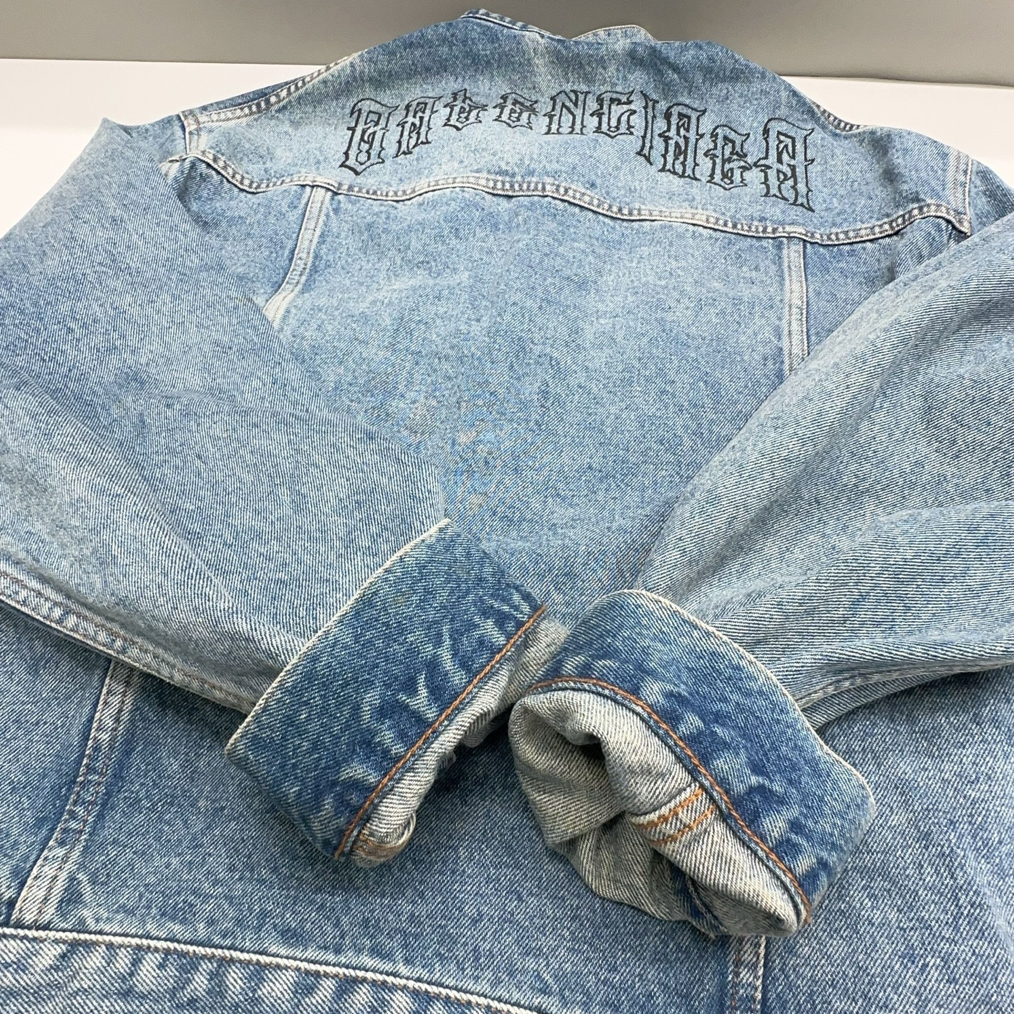 Balenciaga Balenciaga Back Logo Denim Jacket Size 36 Size XS / US 0-2 / IT 36-38 - 14 Thumbnail