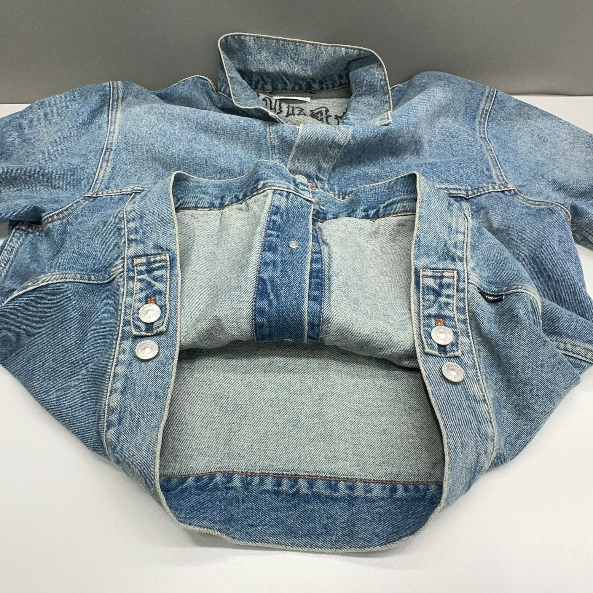Balenciaga Balenciaga Back Logo Denim Jacket Size 36 Size XS / US 0-2 / IT 36-38 - 10 Thumbnail
