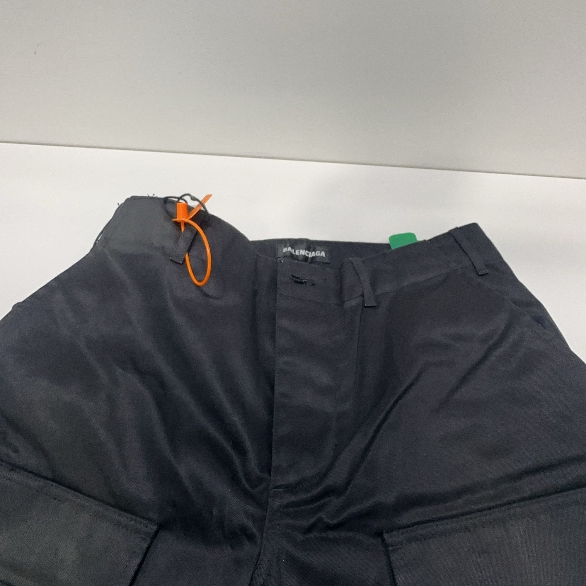 Balenciaga Balenciaga Cargo Pants Size 30 Size US 30 / EU 46 - 9 Thumbnail