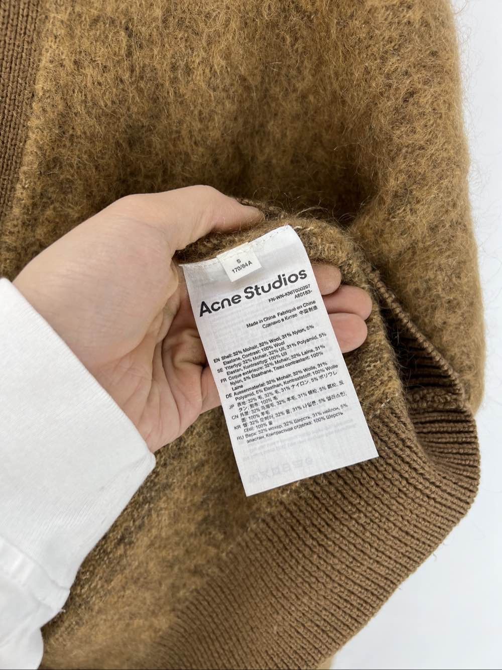 Acne Studios Acne Studios Mohair Blend V-Neck Cardigan Size S Size S / US 4 / IT 40 - 4 Thumbnail