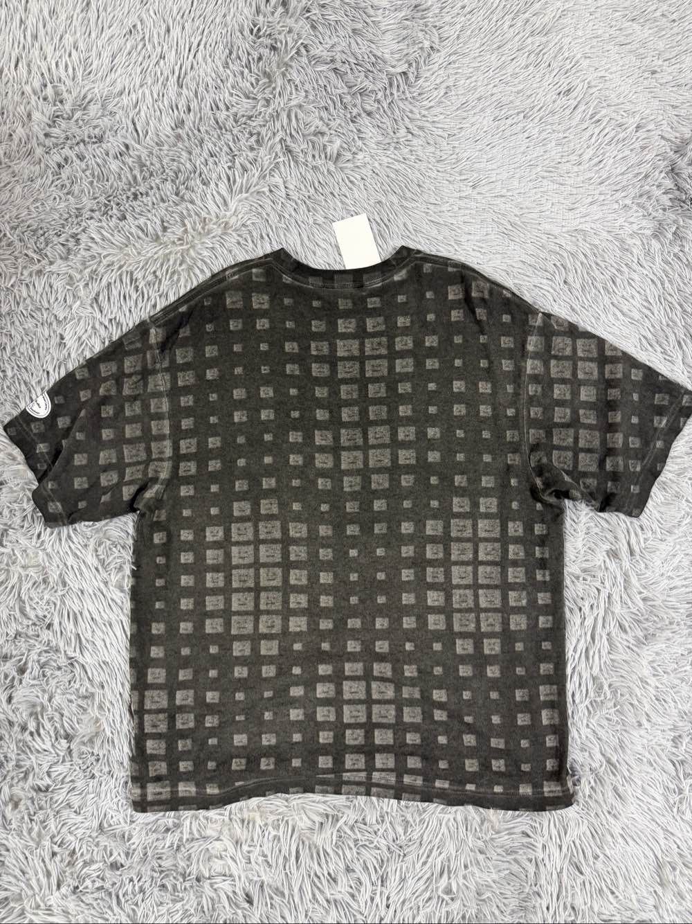 Acne Studios Acne Studios Square Print T-Shirt Size M Size US M / EU 48-50 / 2 - 2 Thumbnail