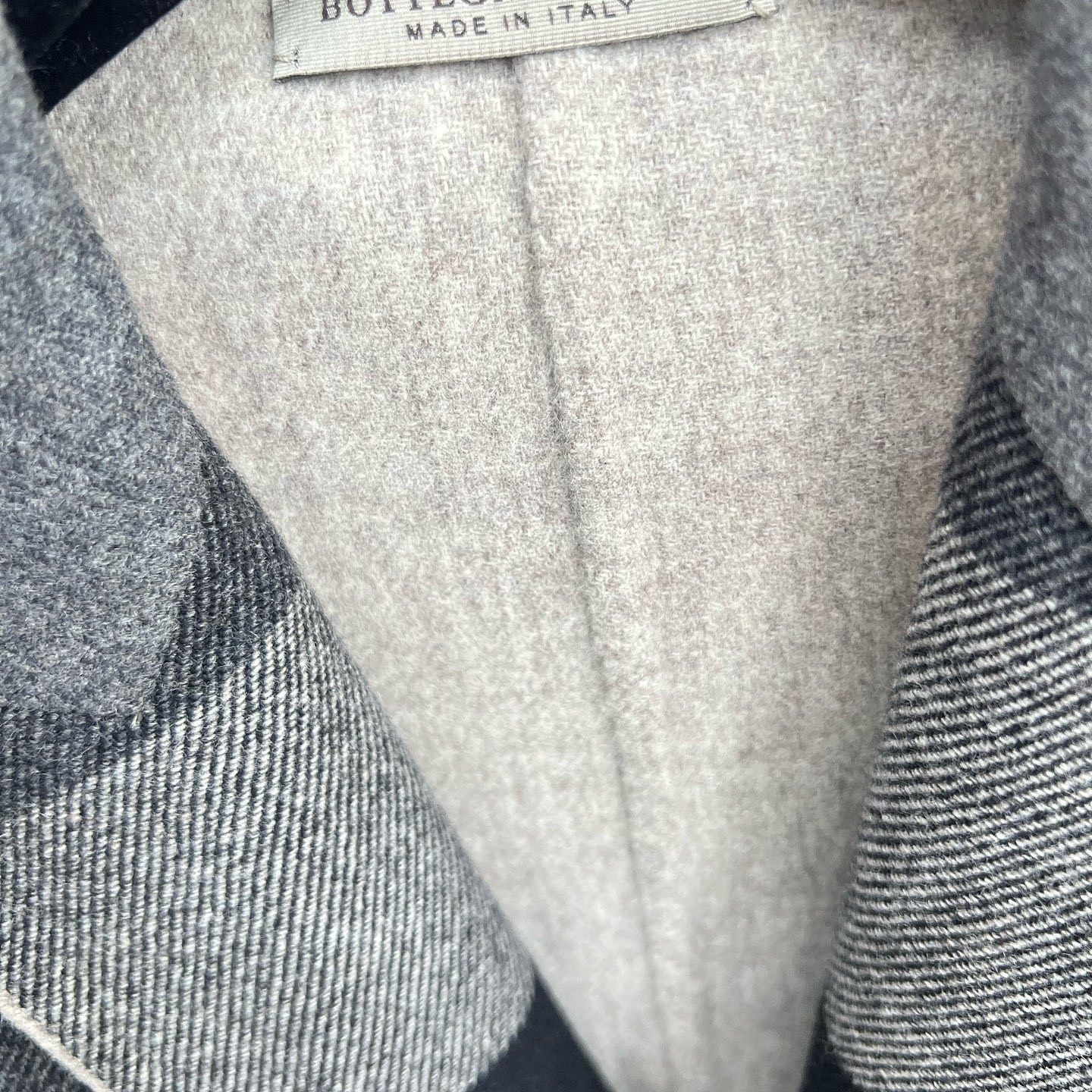 Bottega Veneta Bottega Veneta Plaid Wool Coat Size 52 Size US L / EU 52-54 / 3 - 3 Thumbnail