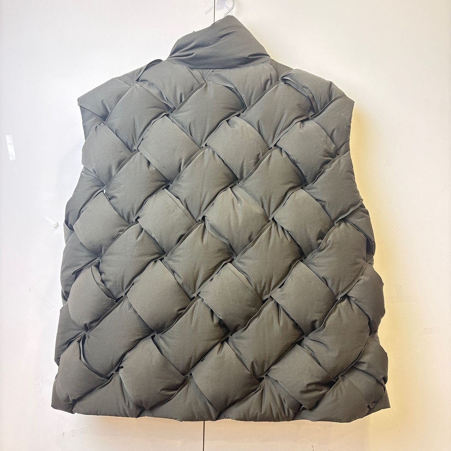 Bottega Veneta Bottega Veneta Intreccio Padded Vest Black Size XS Size US XS / EU 42 / 0 - 2 Thumbnail