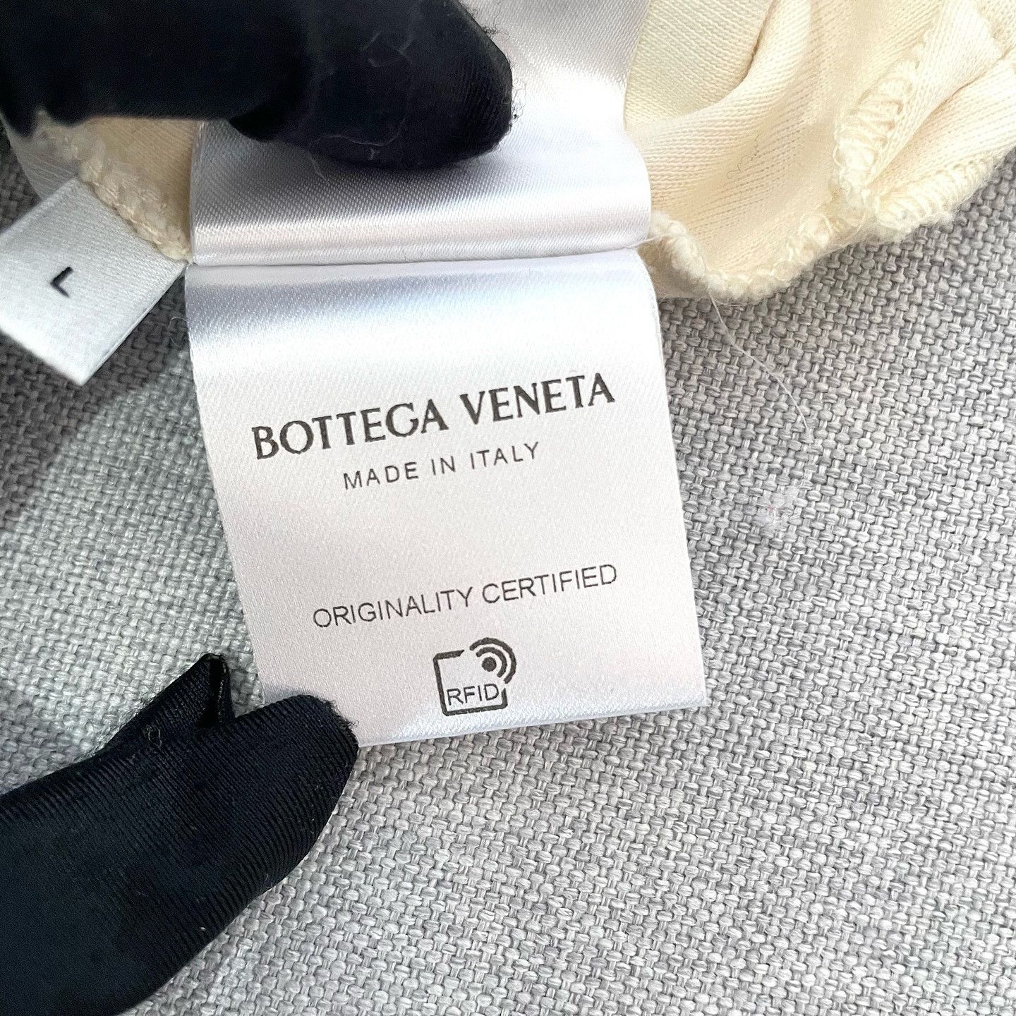 Bottega Veneta Bottega Veneta Jersey Long Sleeve T-Shirt Size L Size US L / EU 52-54 / 3 - 12 Thumbnail