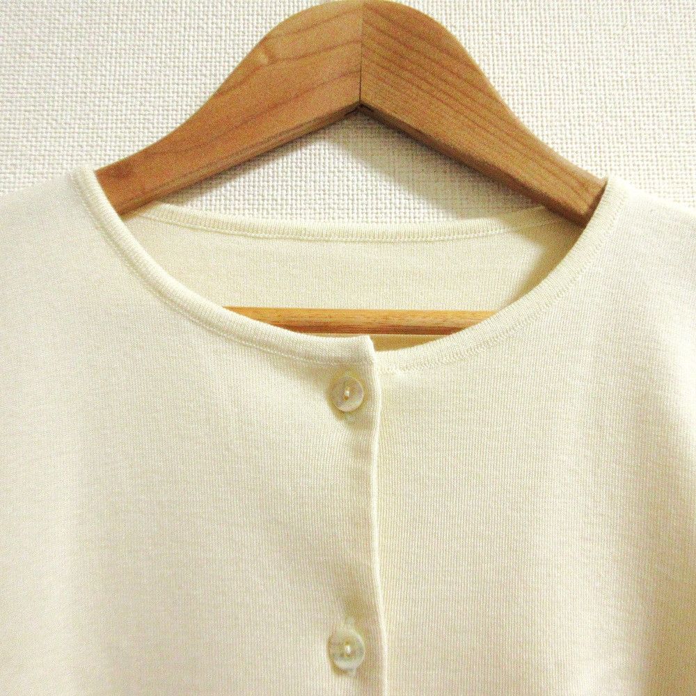 Other Other FOXEY Shell Button Silk Cashmere Knit Cardigan Textile Tops 31280 DUTY FREE for USA Size ONE SIZE - 5 Thumbnail