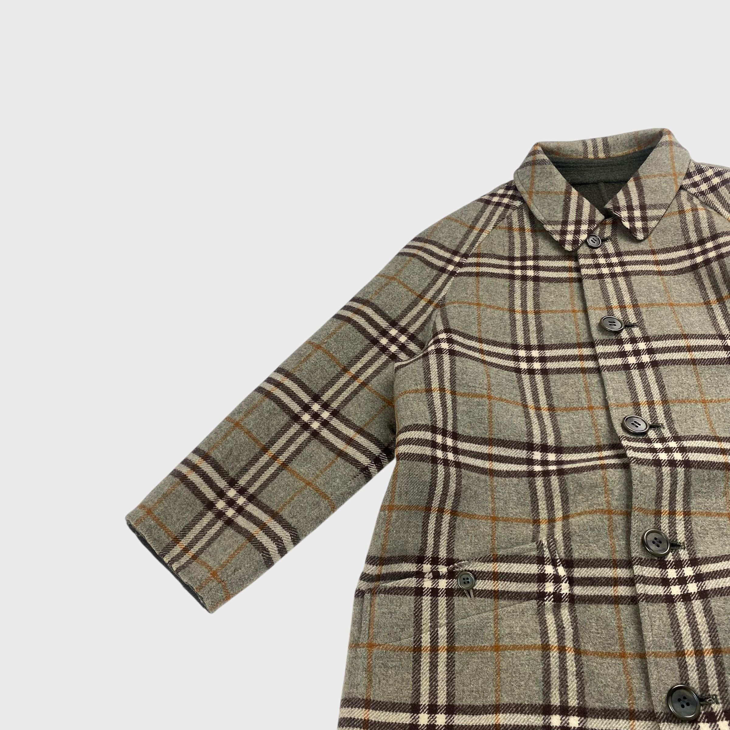 Vintage Burberrys' 90s Reversible Wool Short Coat Nova Check Size M Size US M / EU 48-50 / 2 - 5 Thumbnail